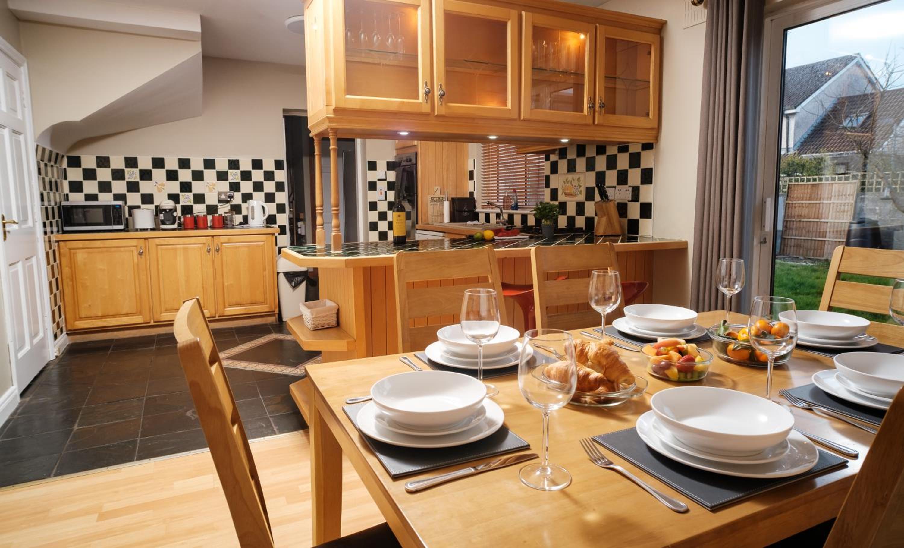 Ennis Vacations - Glensheen - Property Image 4