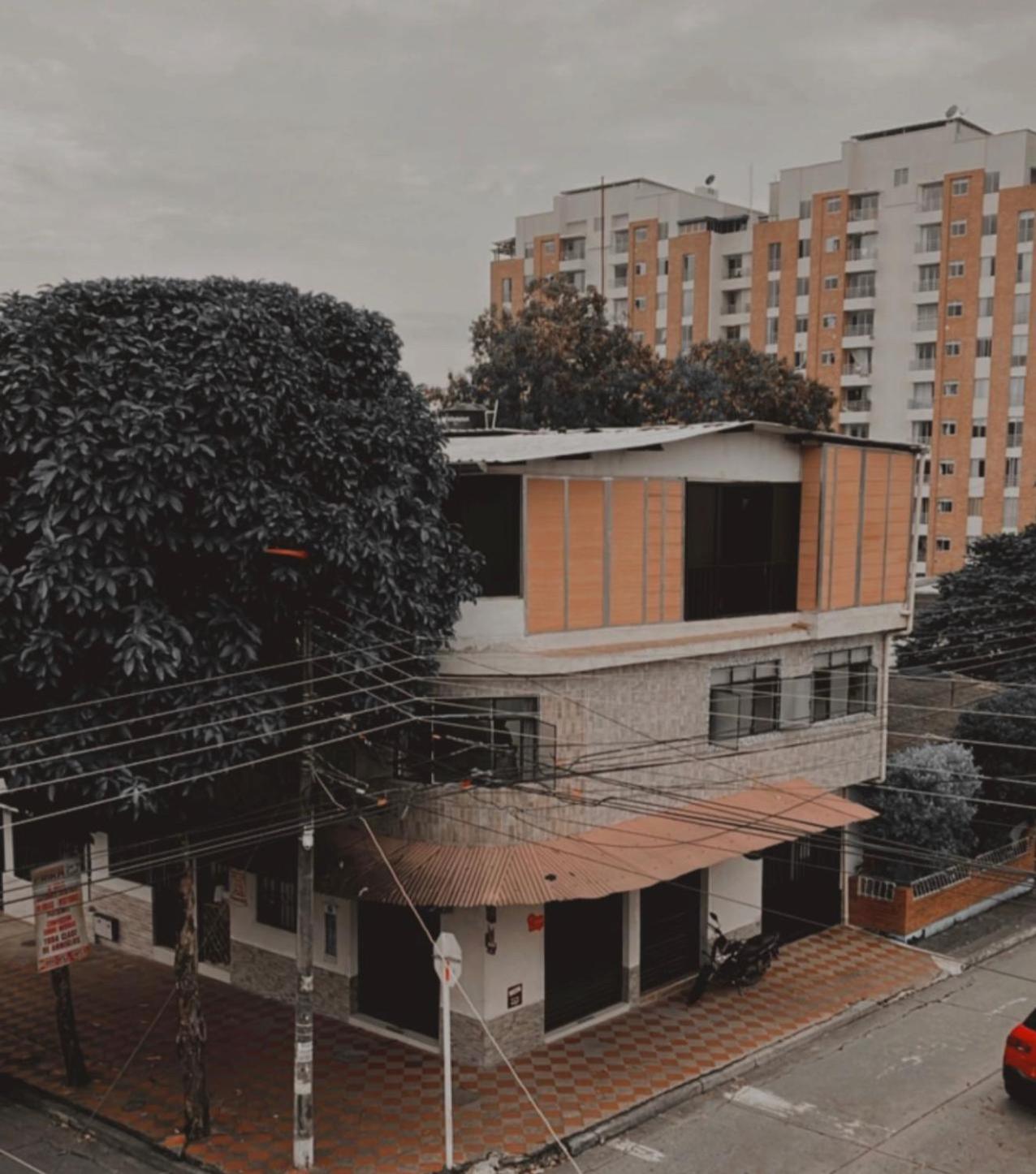 Hotel 201 Bonito apto para 4 personas Excelente Precio - Image 1