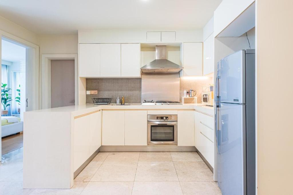 2min walk to Lot 10, 5 min to Pavillion 2BR 8-2 WIFI 100mbps