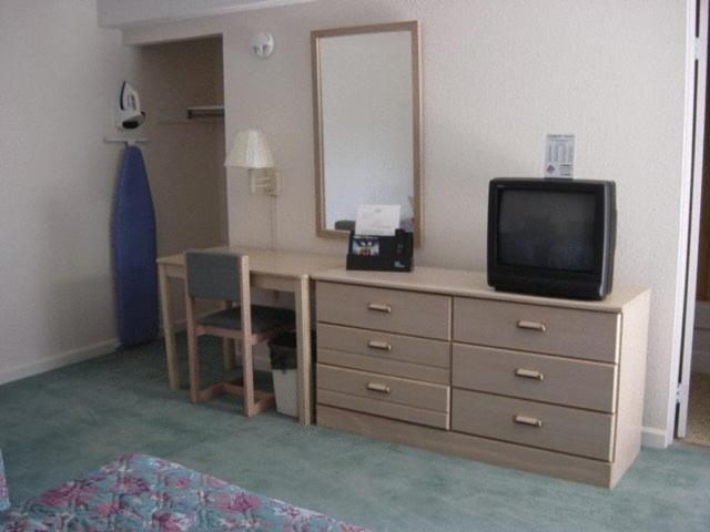 Prestige Inn