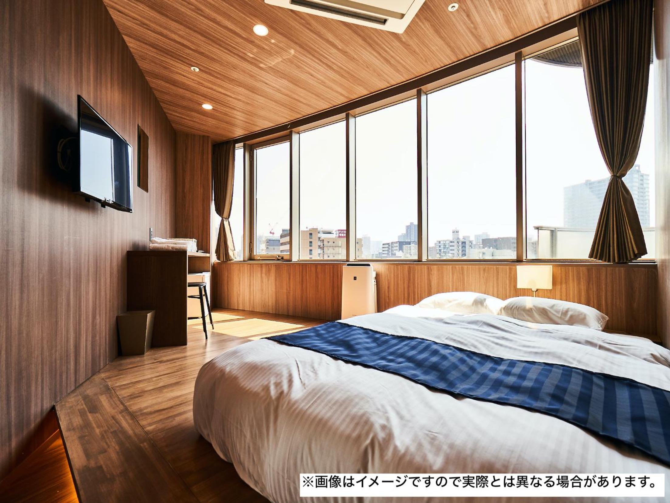 &AND HOSTEL HOMMACHI EAST