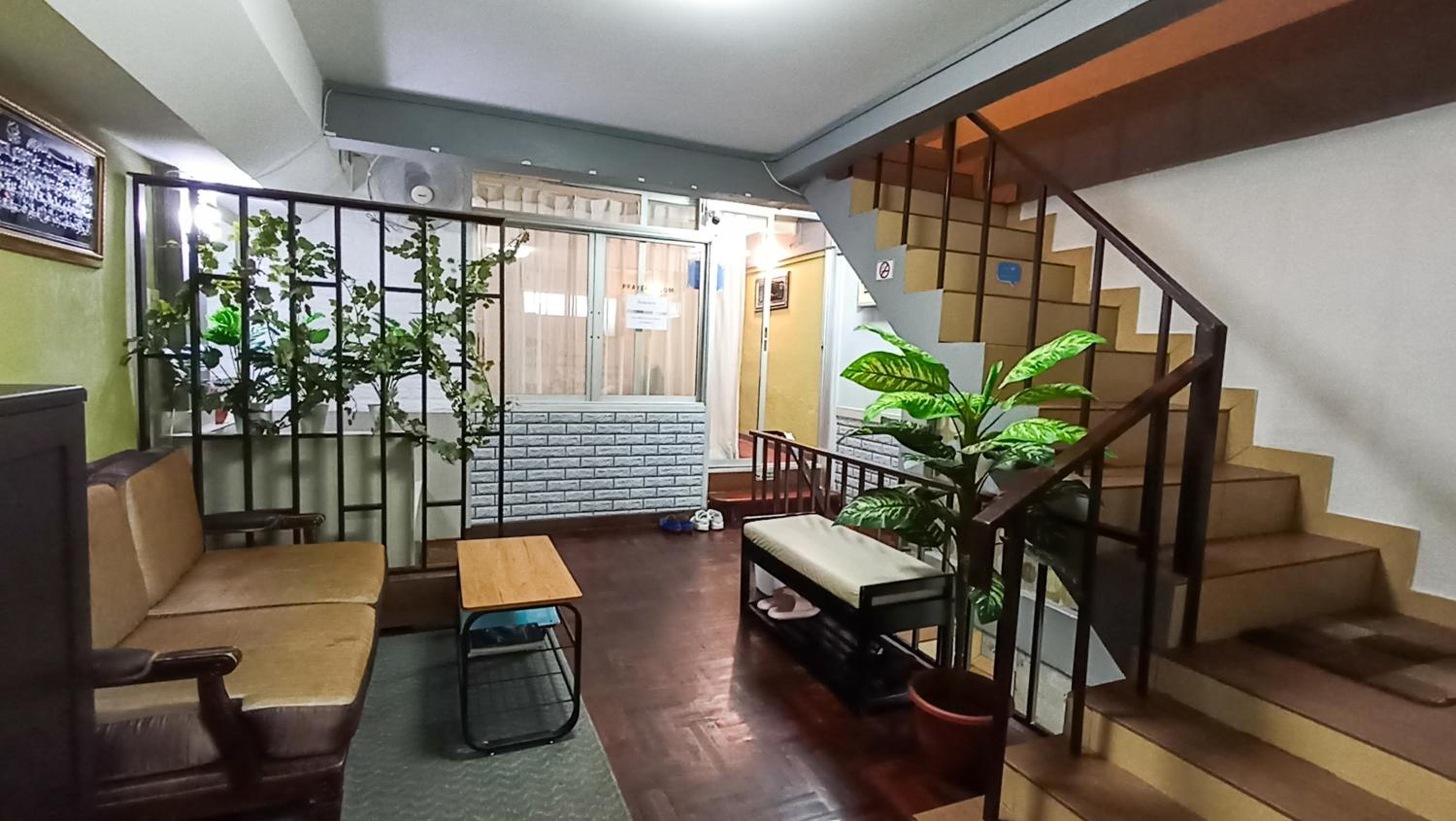 Usman Halal Home