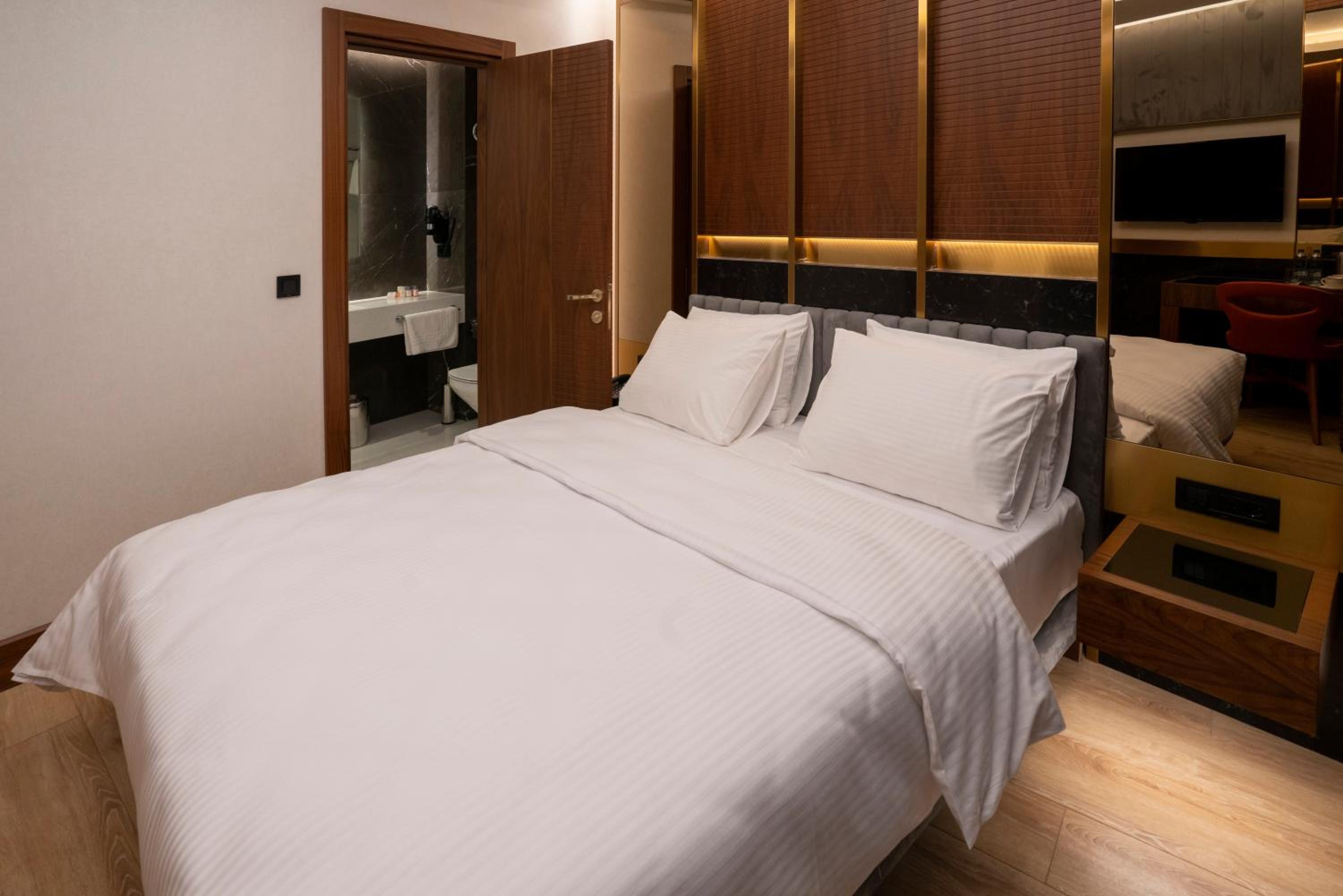 Henna Otel İstanbul - Image 48