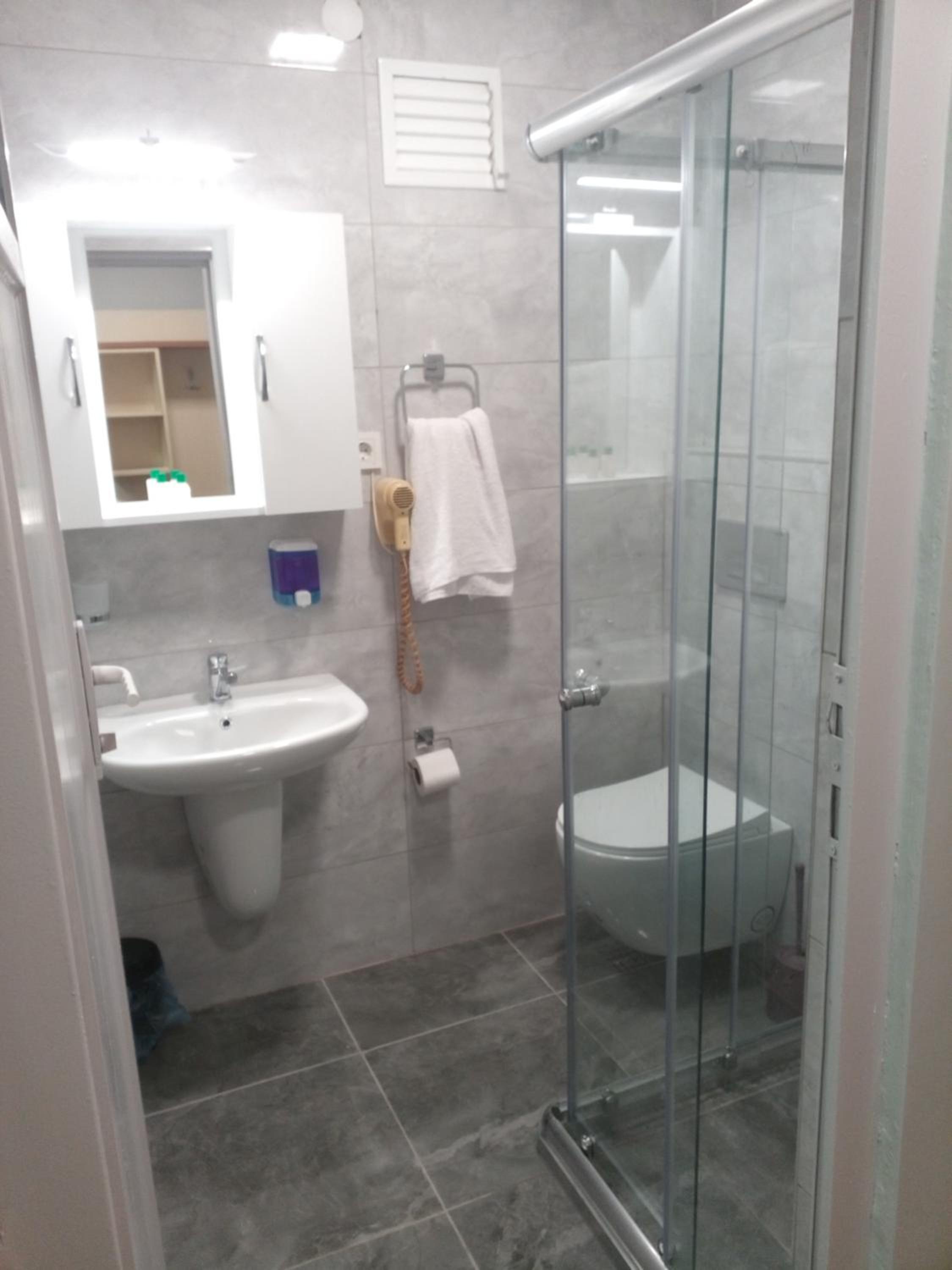 Tac Hotel - Image 66