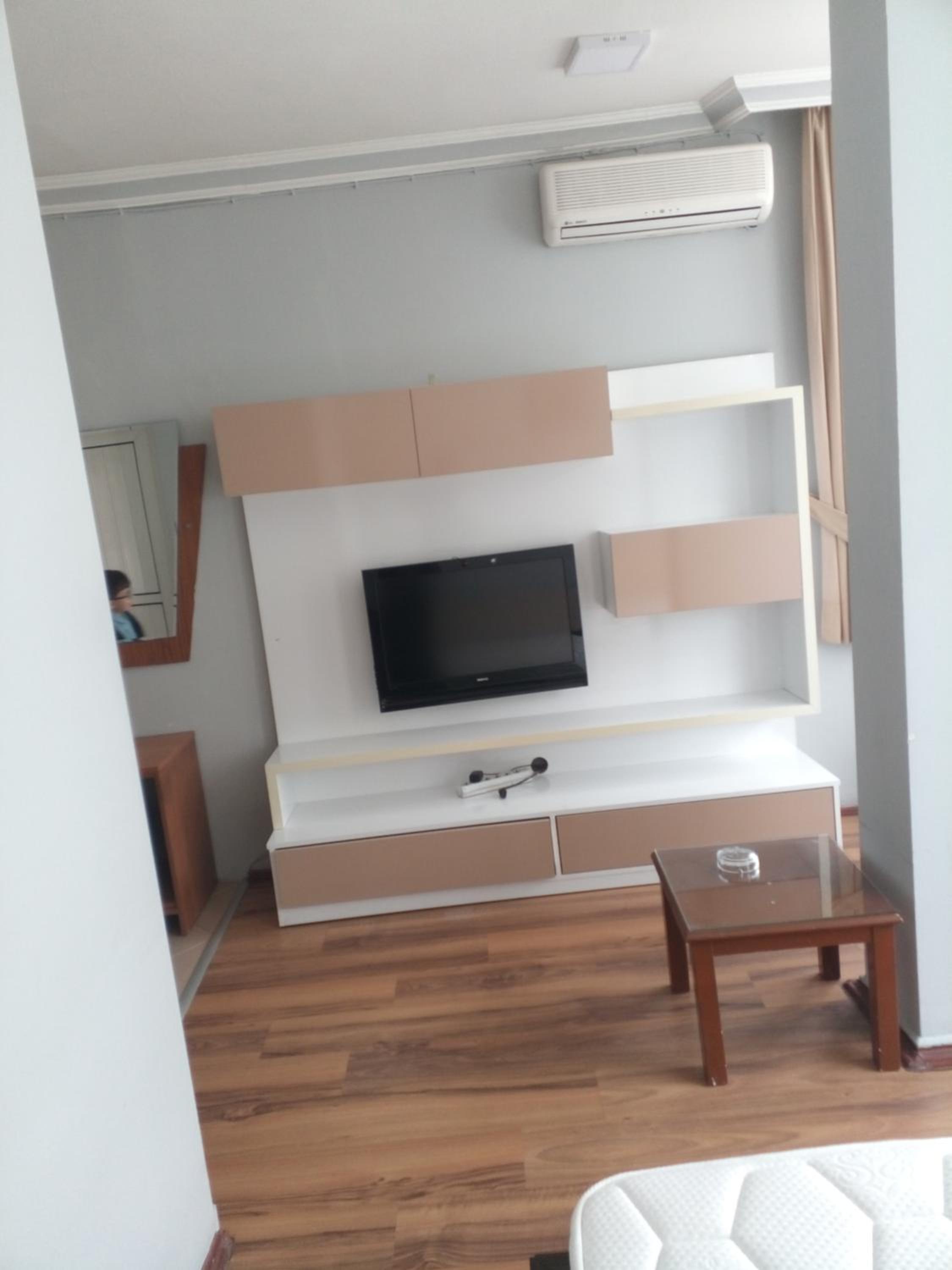 Tac Hotel - Image 29