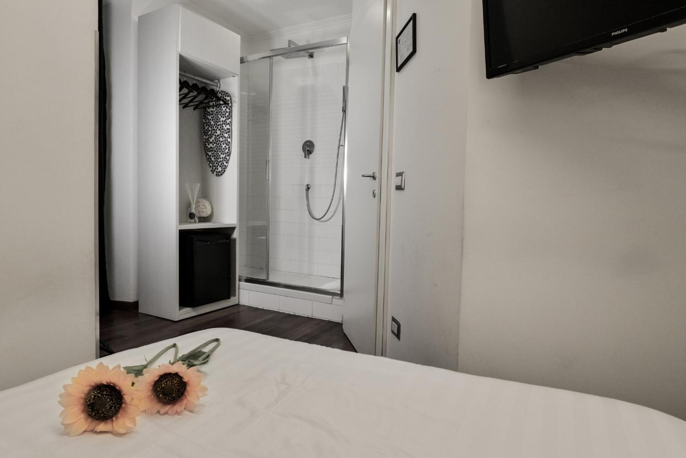 NAVONA VITA SUITES