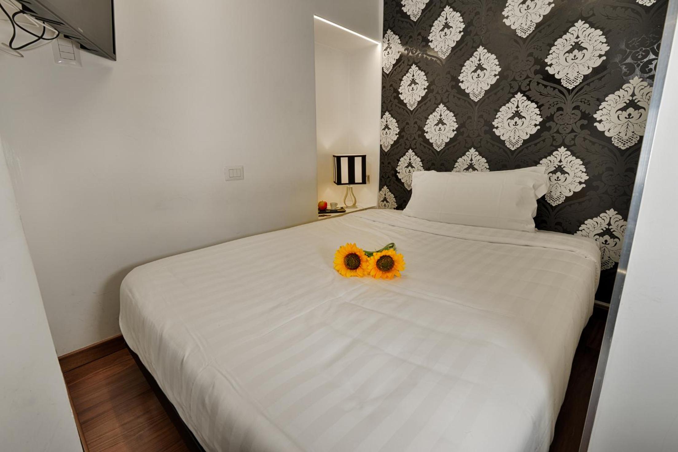 NAVONA VITA SUITES
