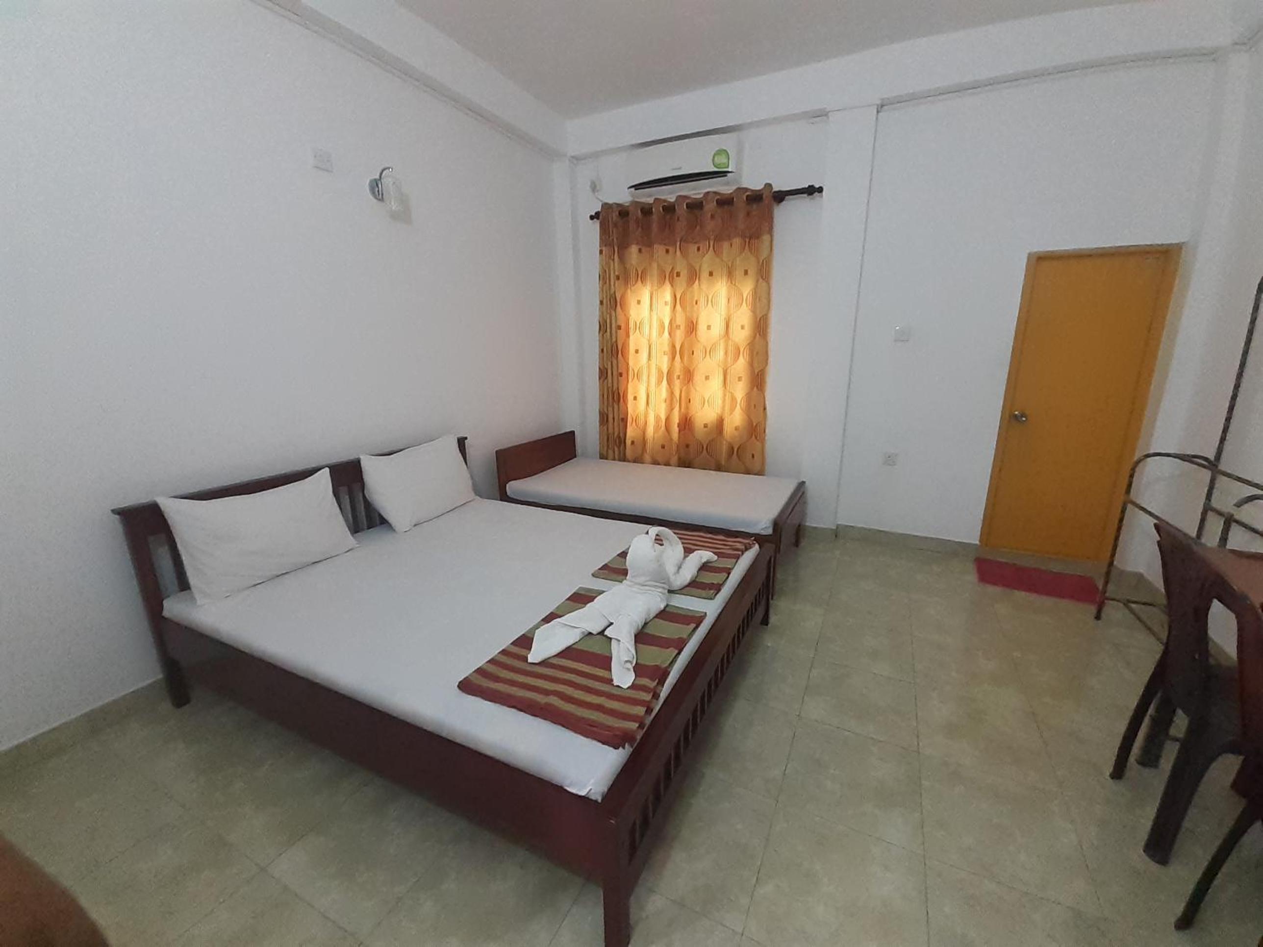 Emarald Holiday Homes view 4