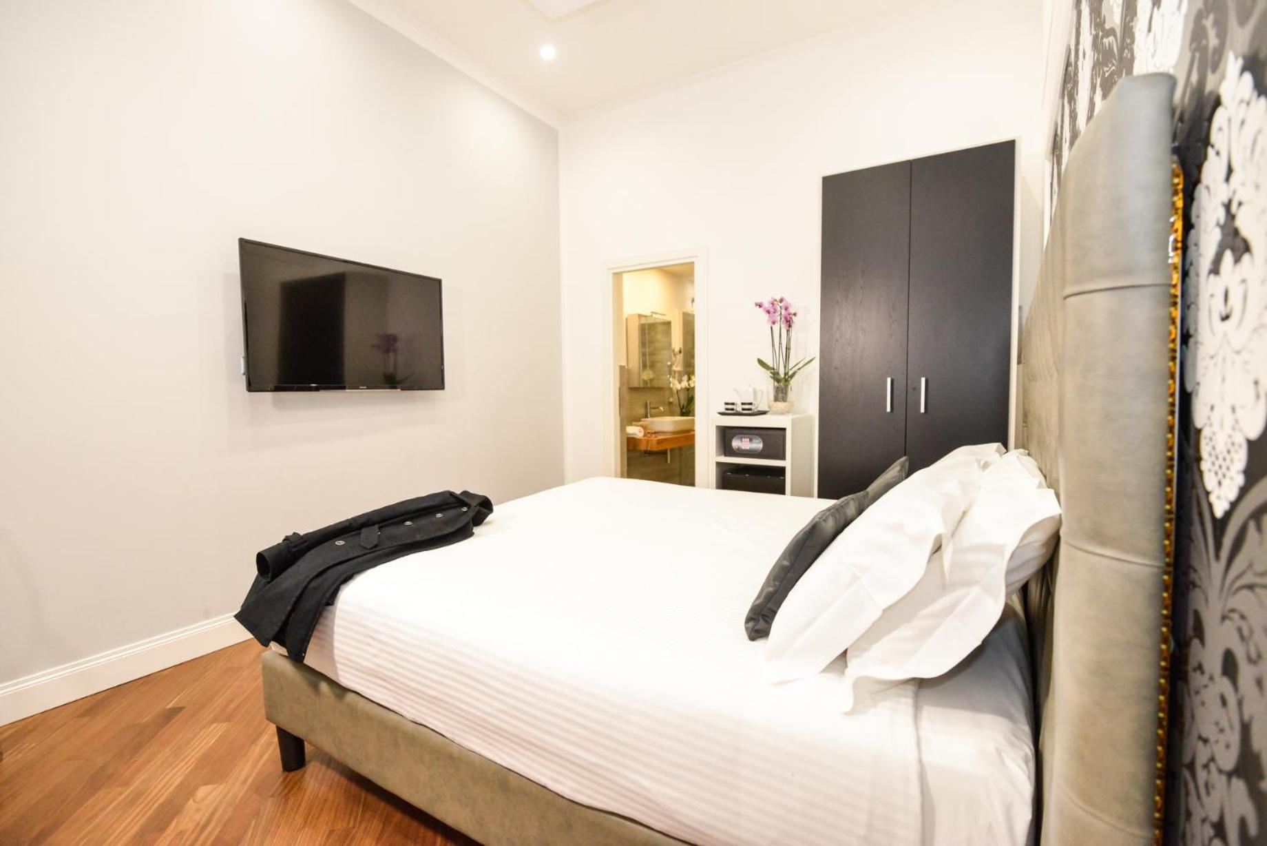 NAVONA VITA SUITES