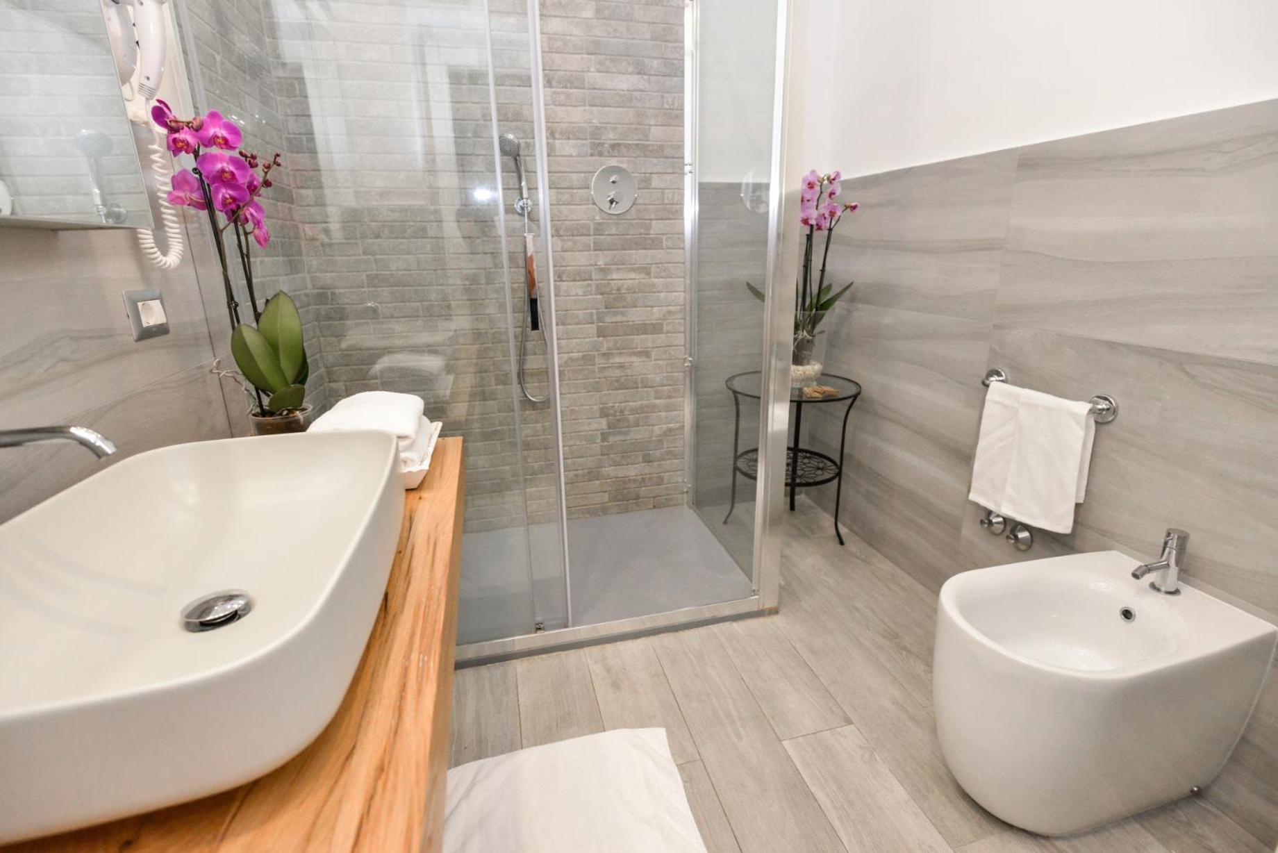 NAVONA VITA SUITES