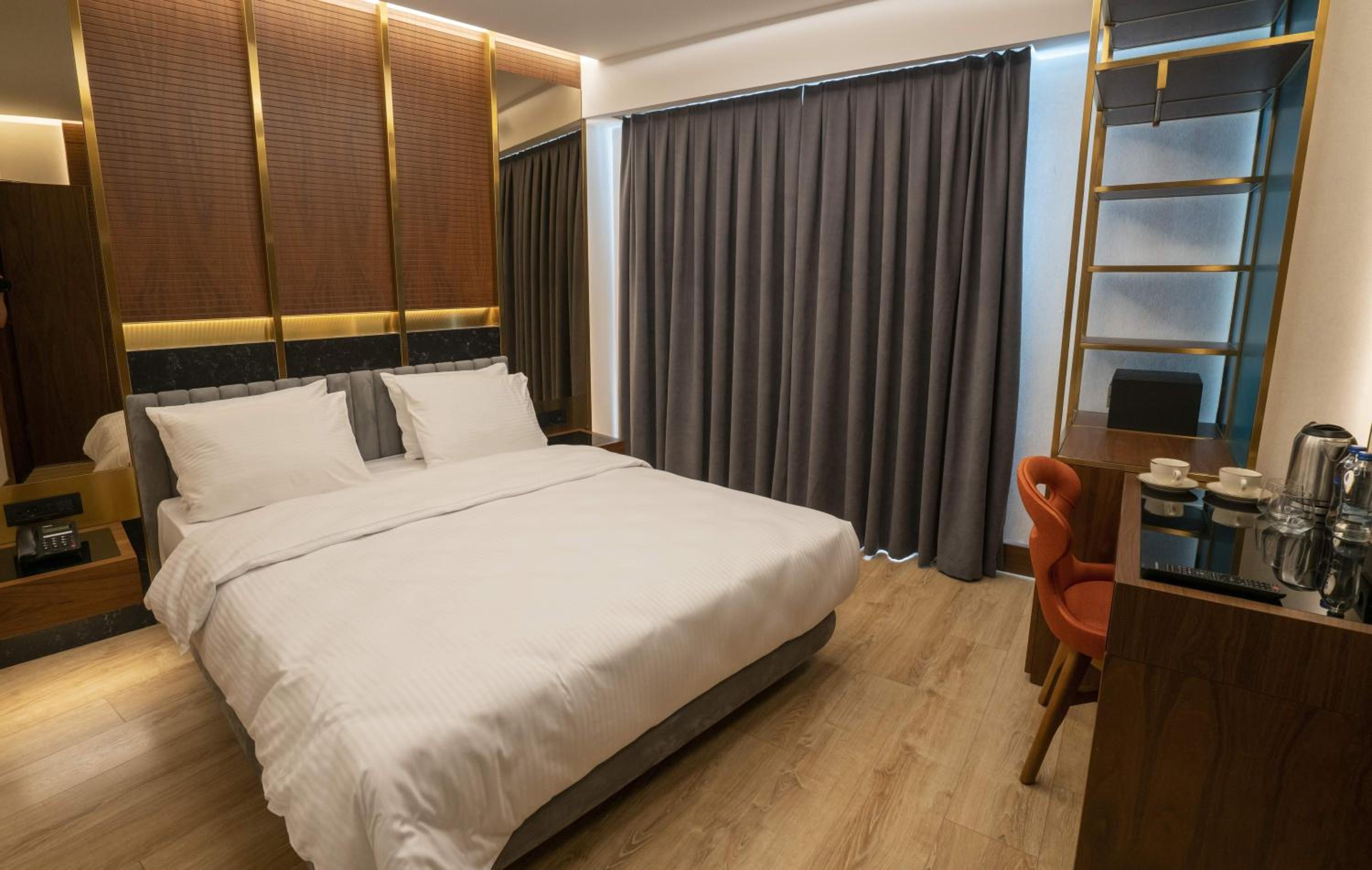 Henna Otel İstanbul - Image 12