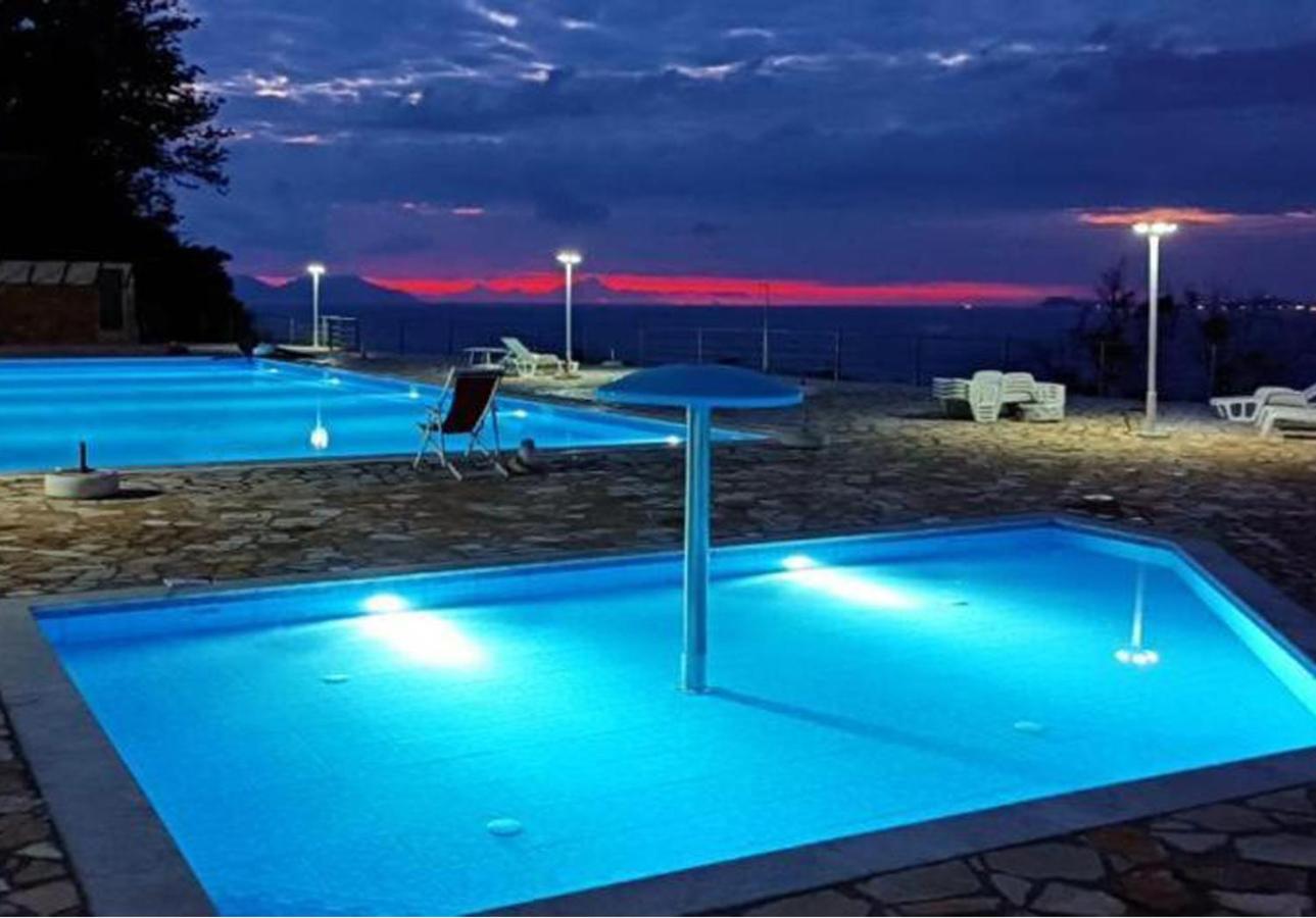 Sunset House