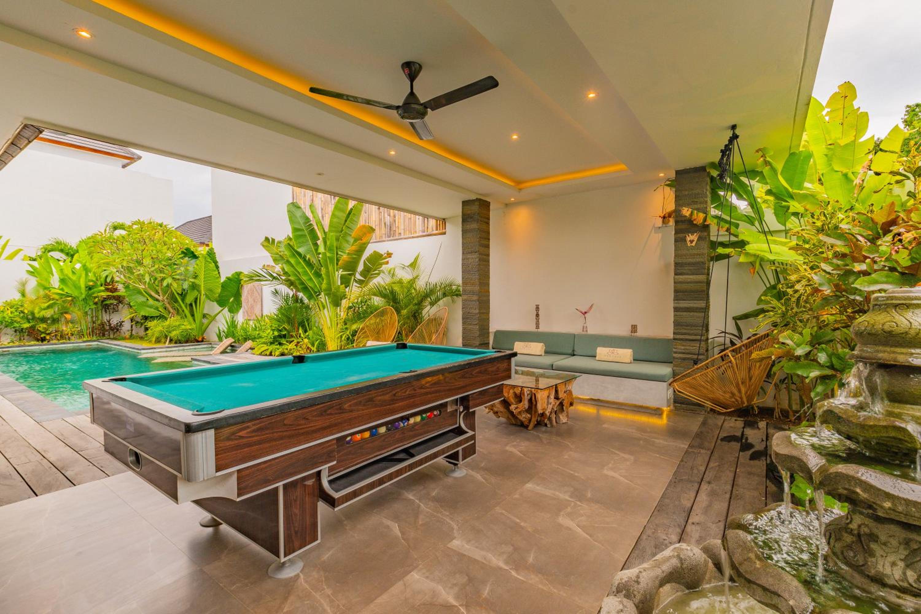 Photo 196