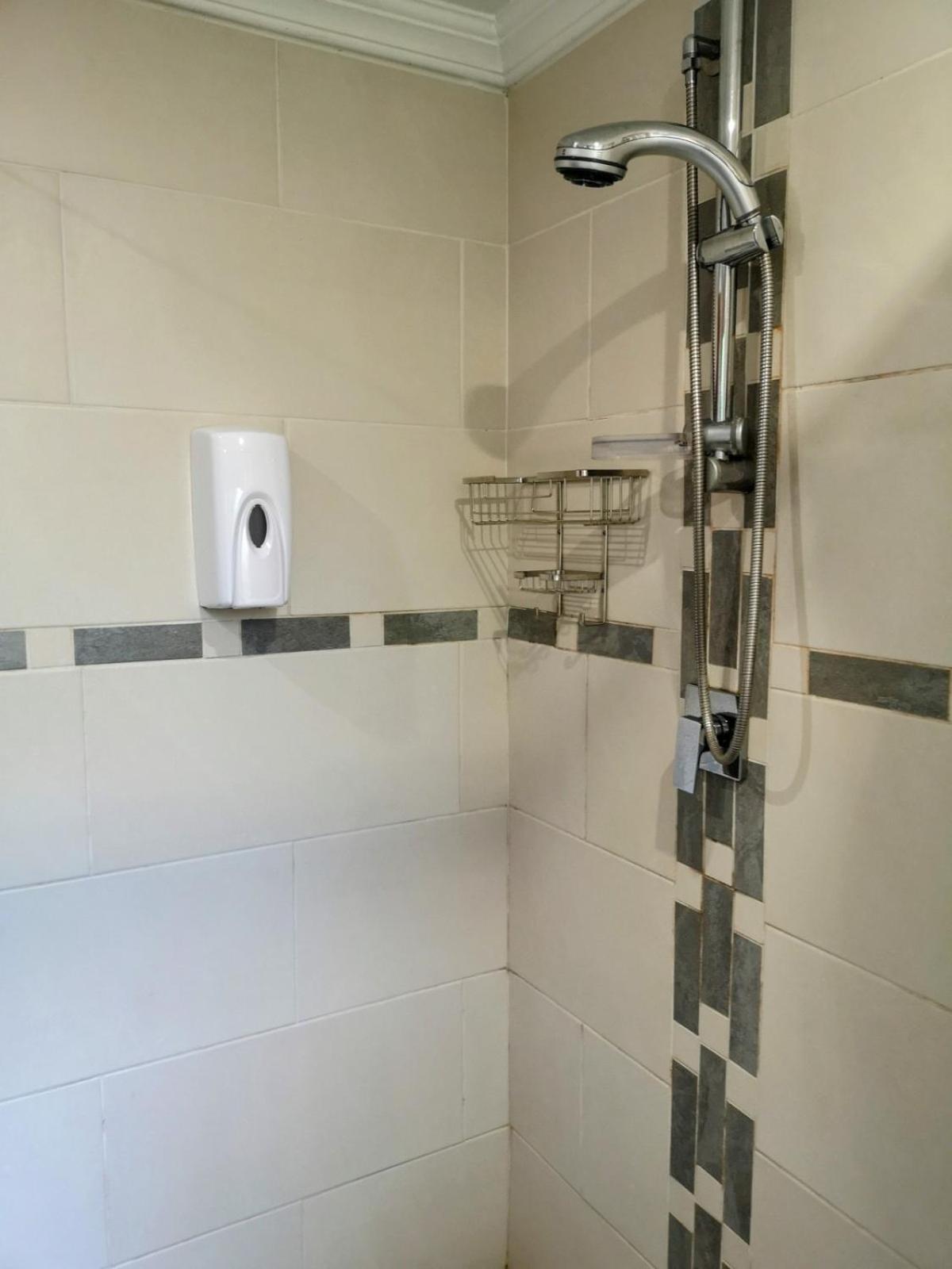 Rest-a-While Guest House - Pretoria