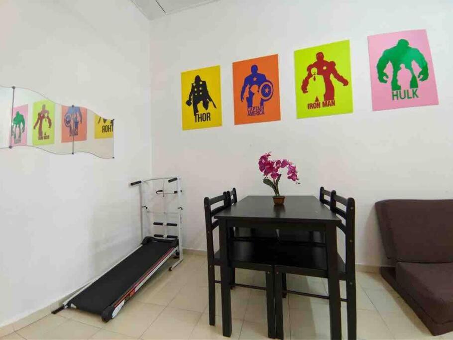 HOMESTAY DELISHA PARIT RAJA UTHM photo 6
