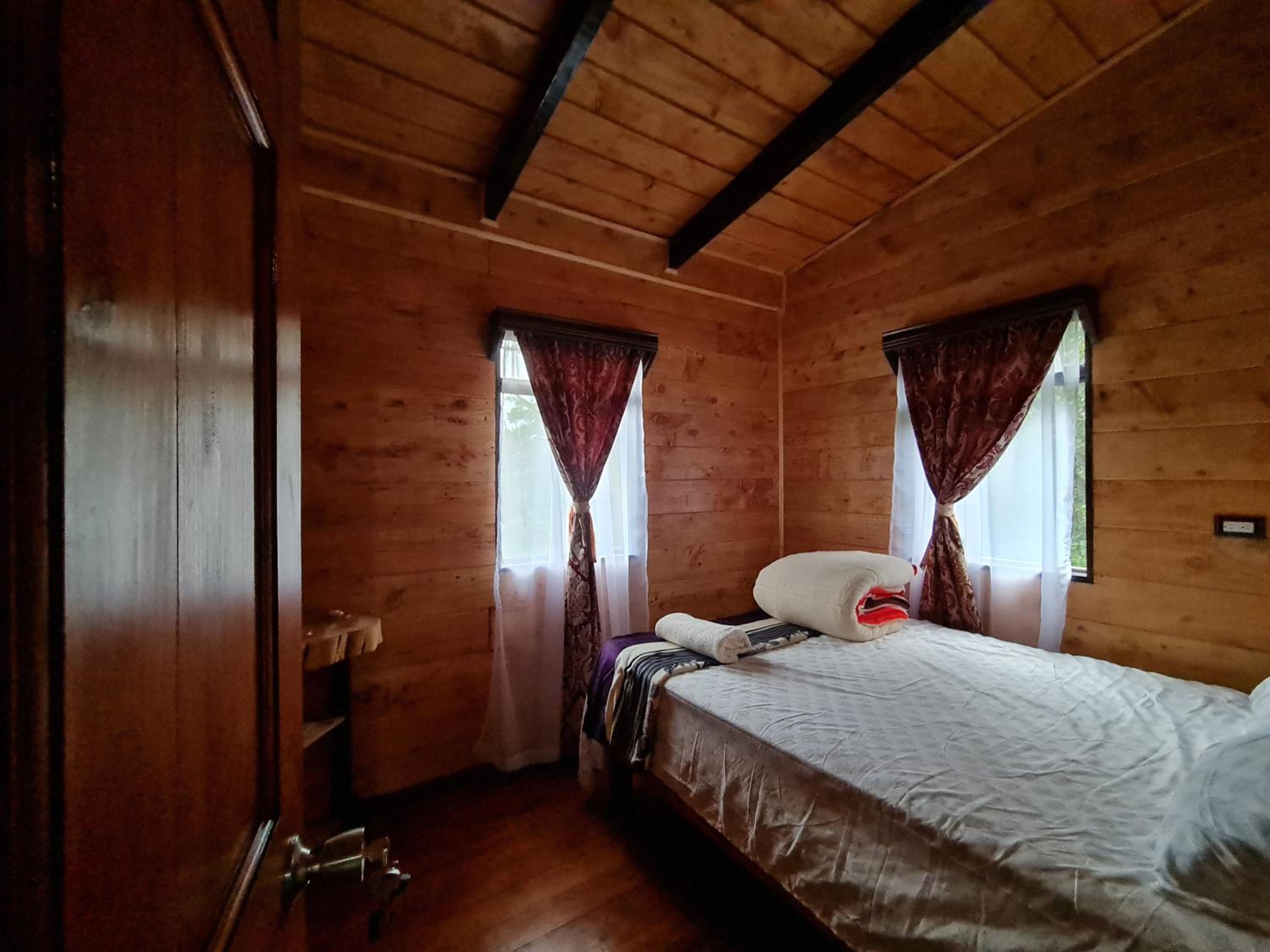 Las Bromelias Lodge