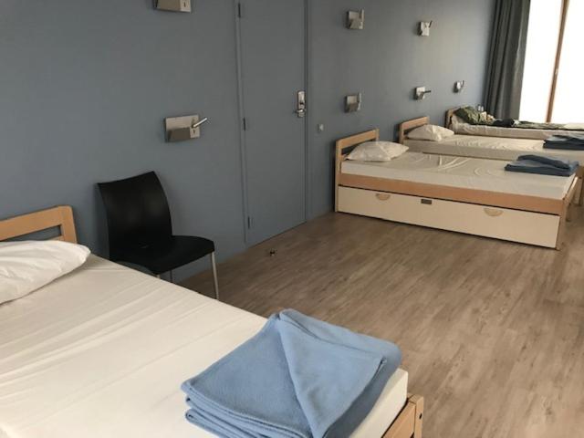 Adveniat Paris