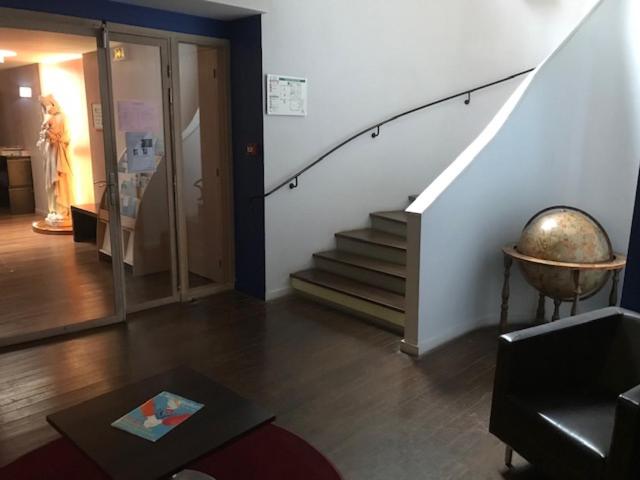 Adveniat Paris