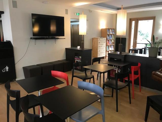 Adveniat Paris