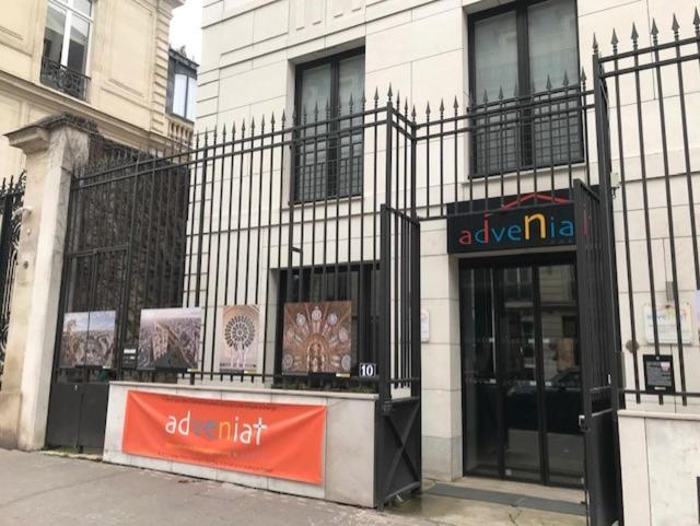 Adveniat Paris