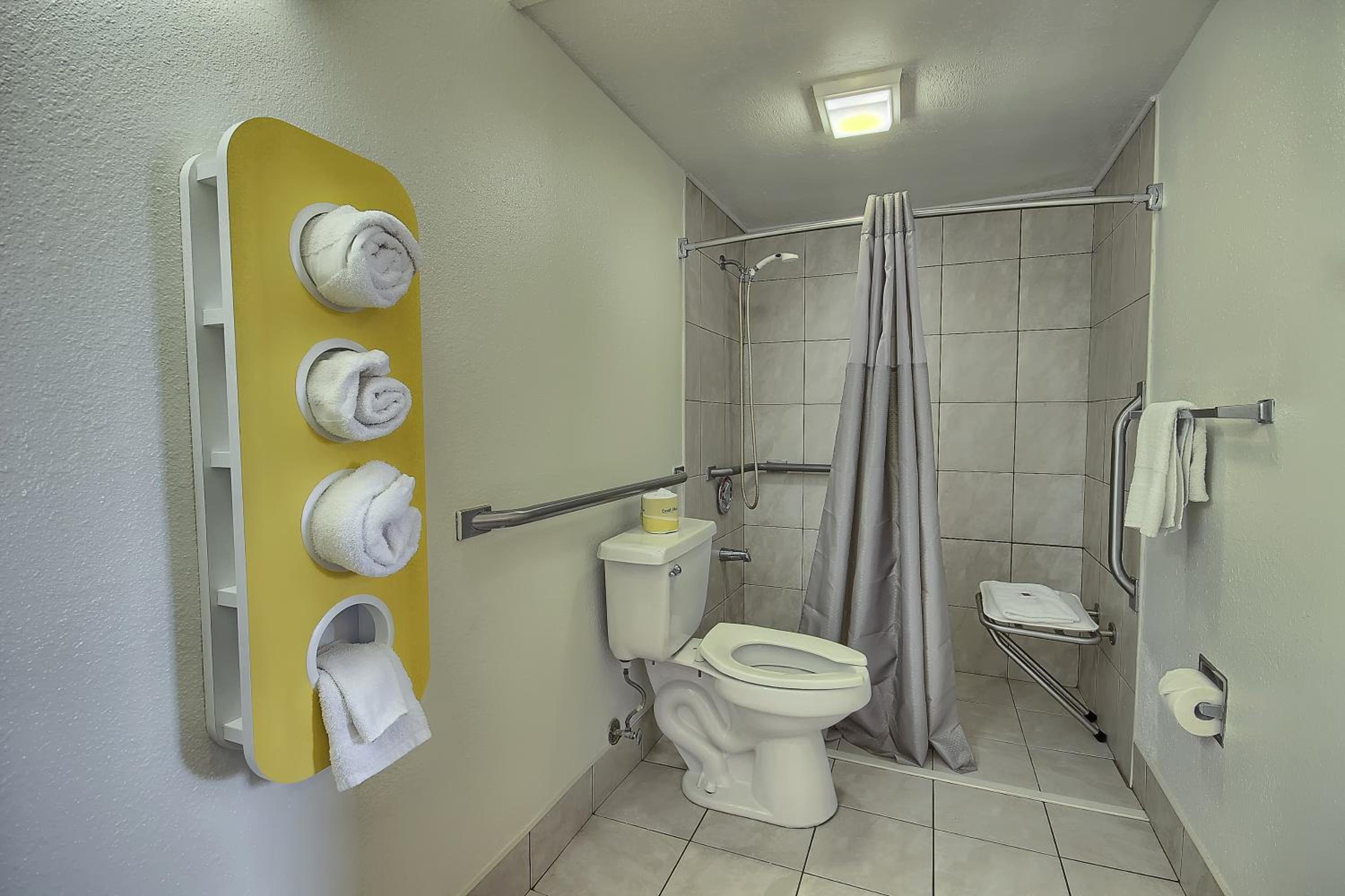 Lima Vacations - Motel 6-Lima, OH - Property Image 10