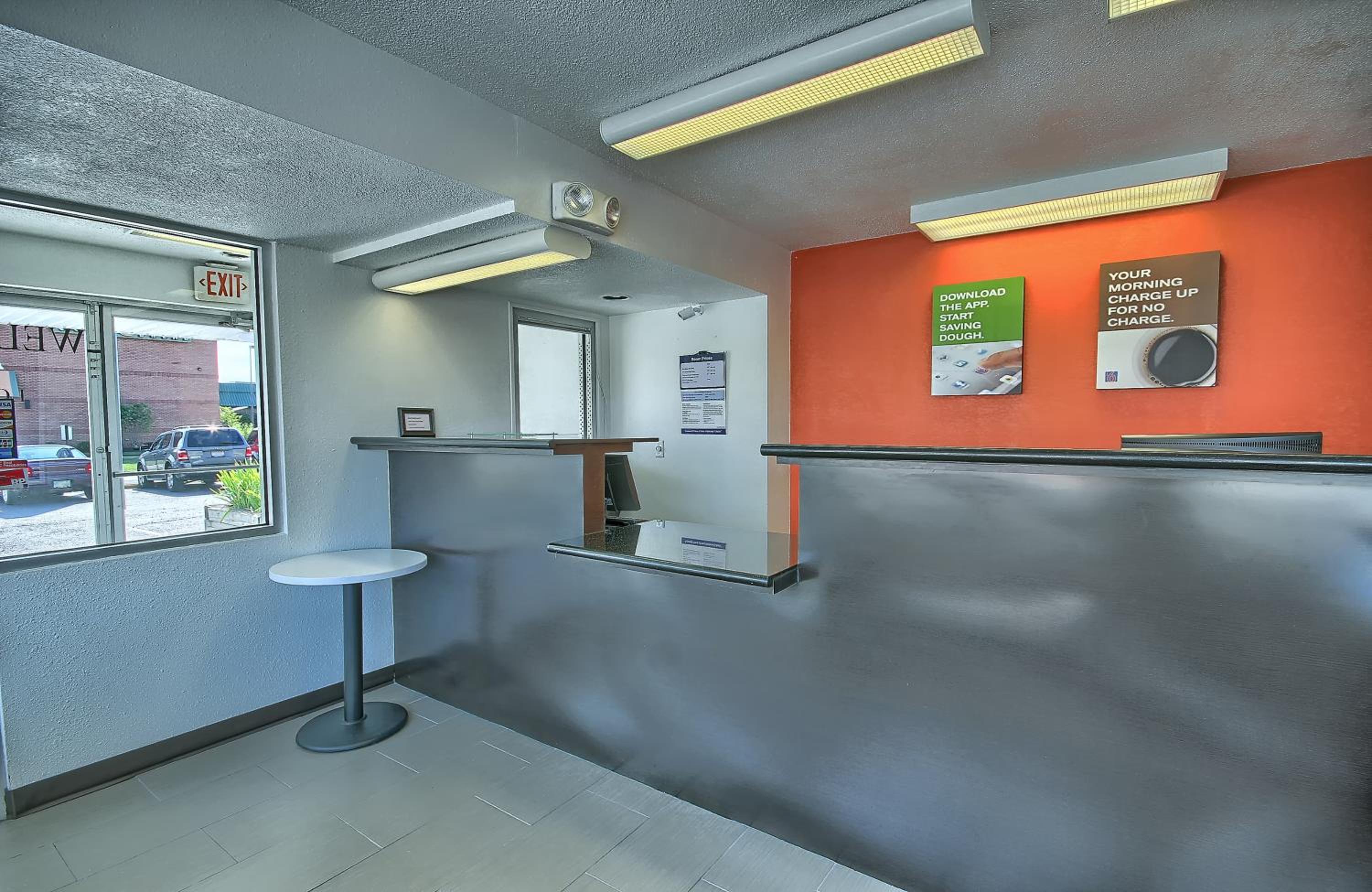 Lima Vacations - Motel 6-Lima, OH - Property Image 2