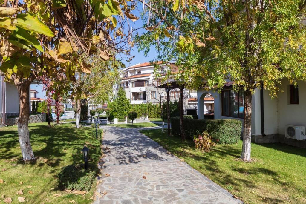 Lovely Apartment in peaceful family spa resort near to Nesebar