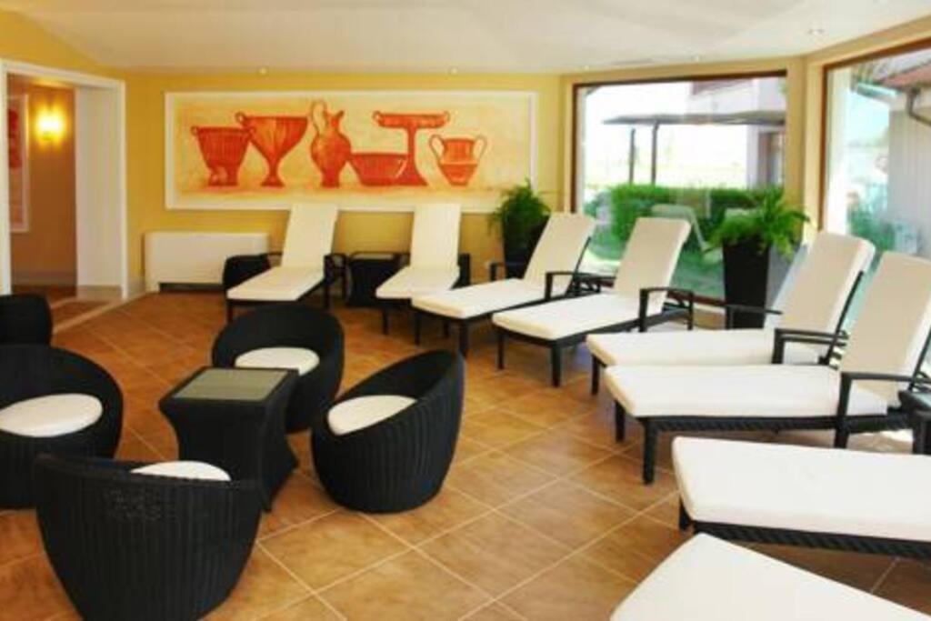 Lovely Apartment in peaceful family spa resort near to Nesebar