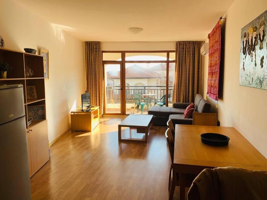 Lovely Apartment in peaceful family spa resort near to Nesebar