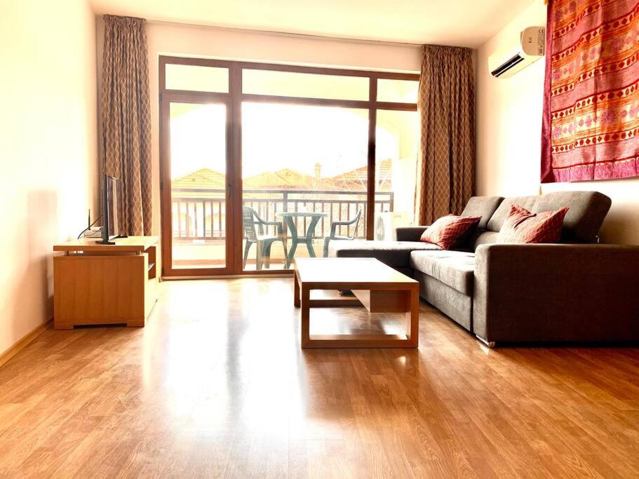 Lovely Apartment in peaceful family spa resort near to Nesebar