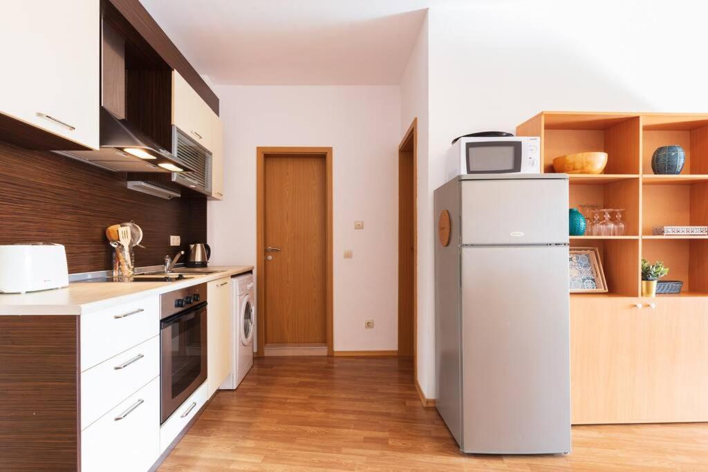 Lovely Apartment in peaceful family spa resort near to Nesebar
