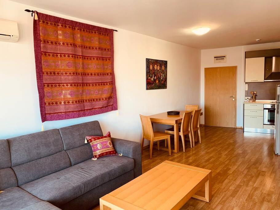 Lovely Apartment in peaceful family spa resort near to Nesebar