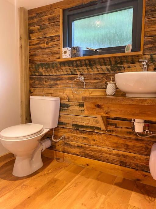Modern cabin with stunning views & private hot tub view 3