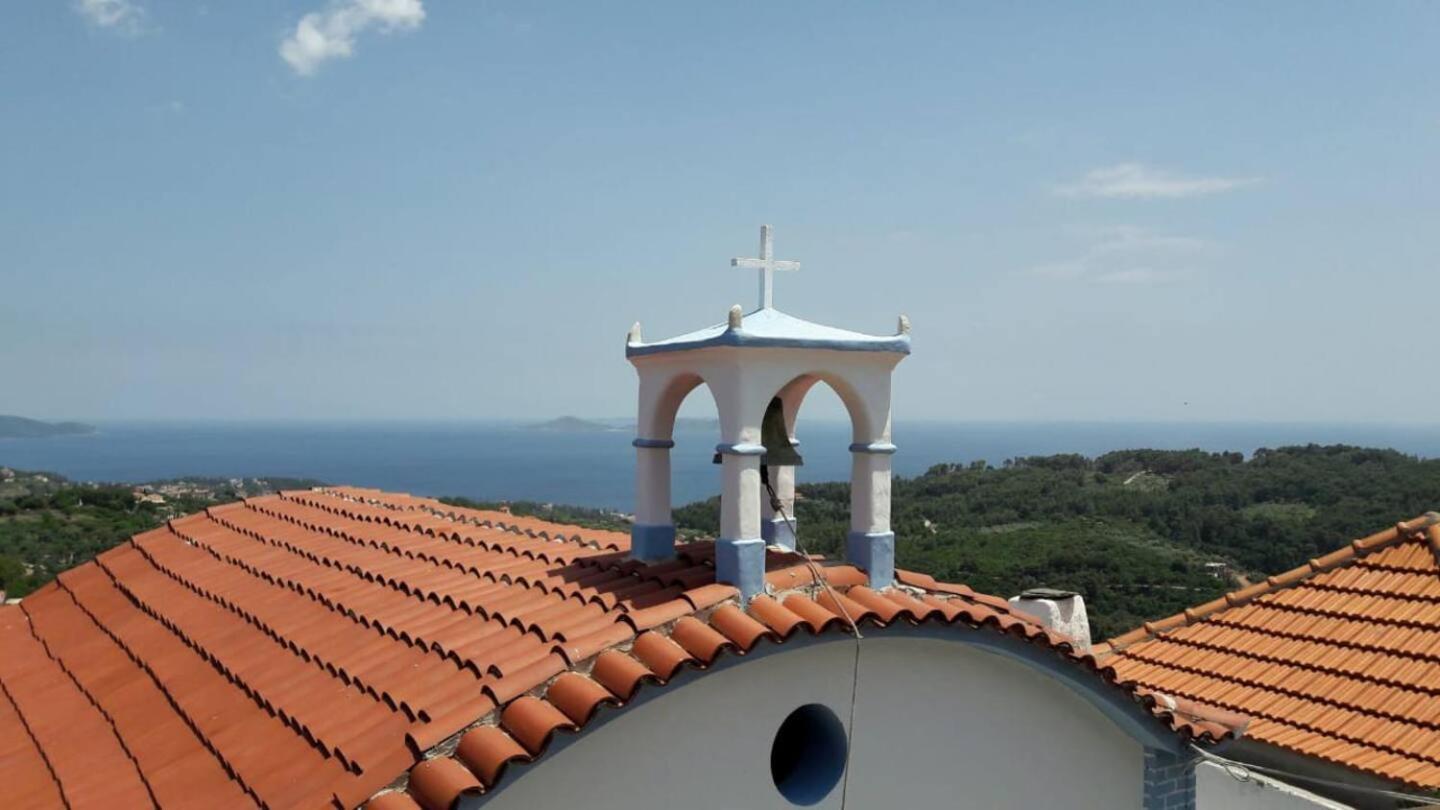 Traditional House Ekaterini Alonissos view 2