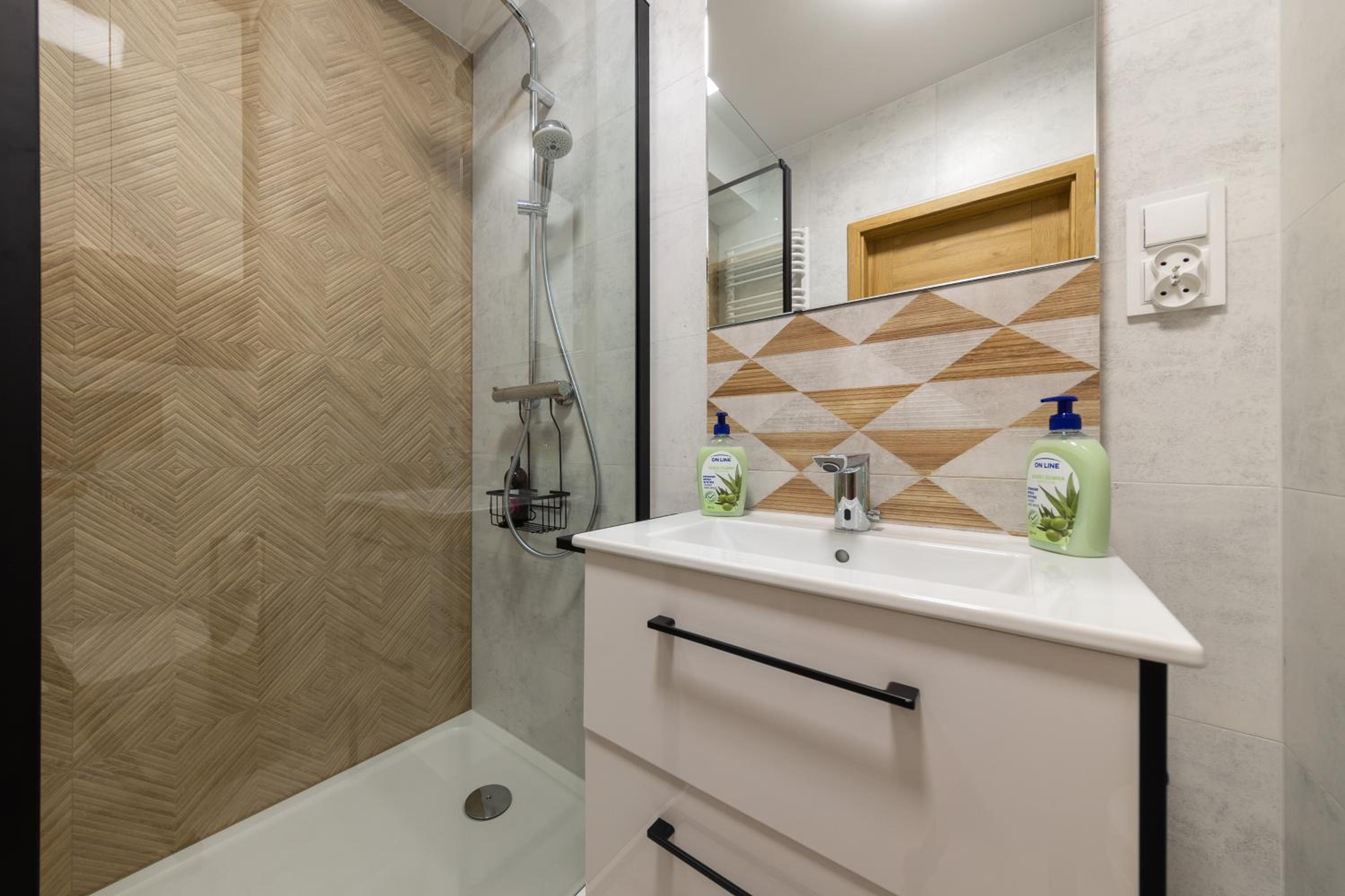Apartament Luxury Two-bedroom, photo 10