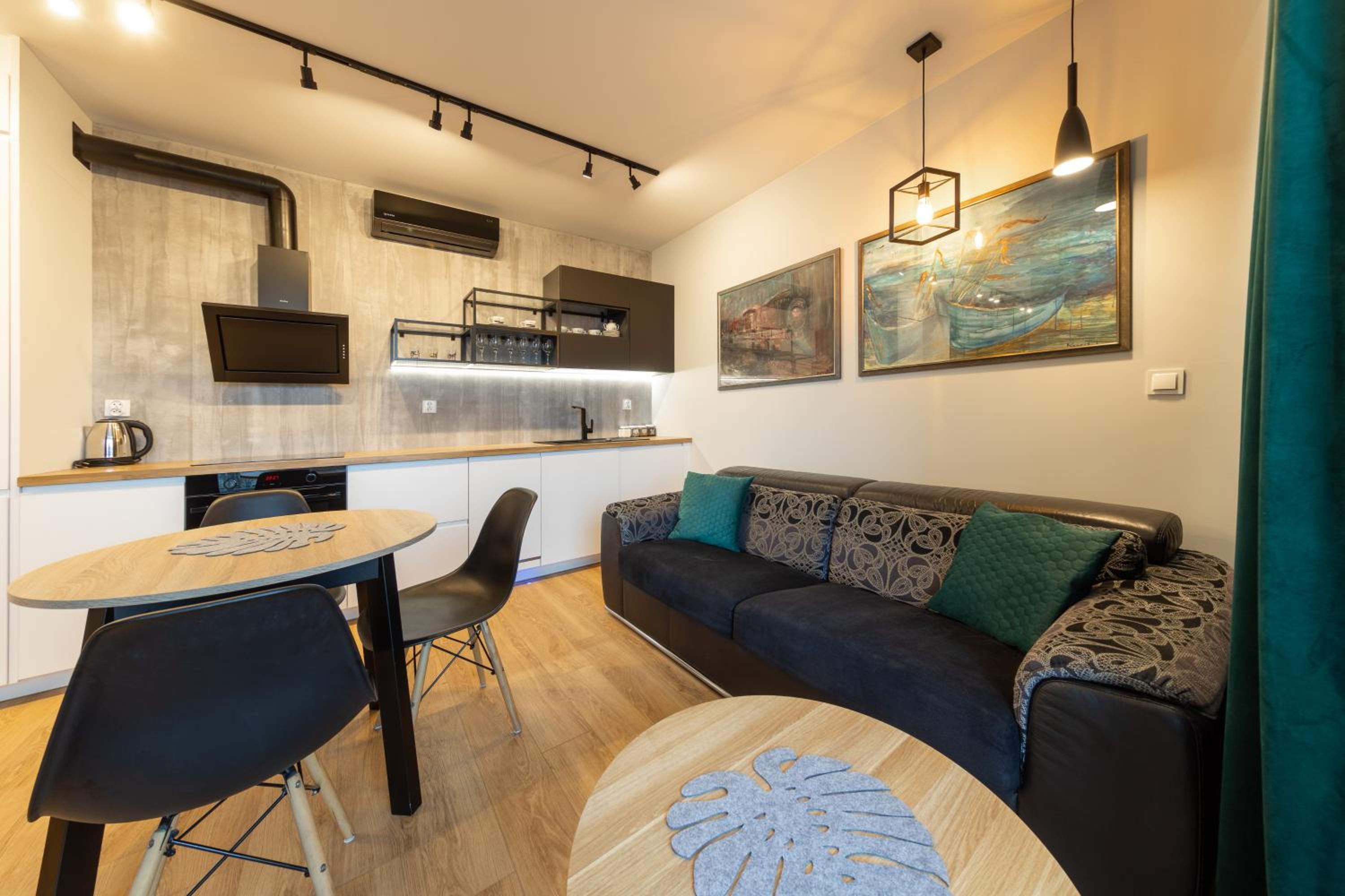 Apartament Luxury Two-bedroom, photo 25