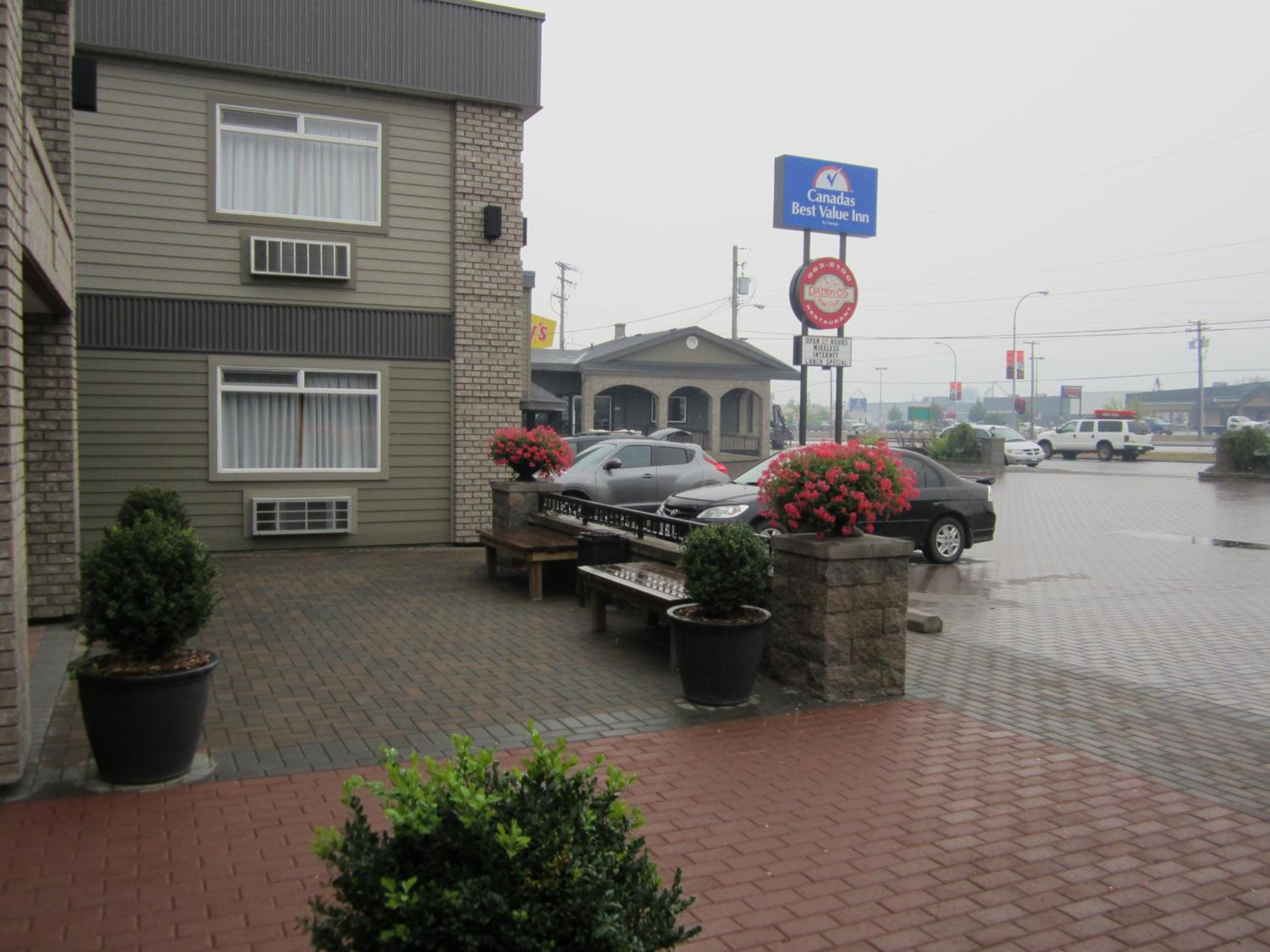 Photo 33