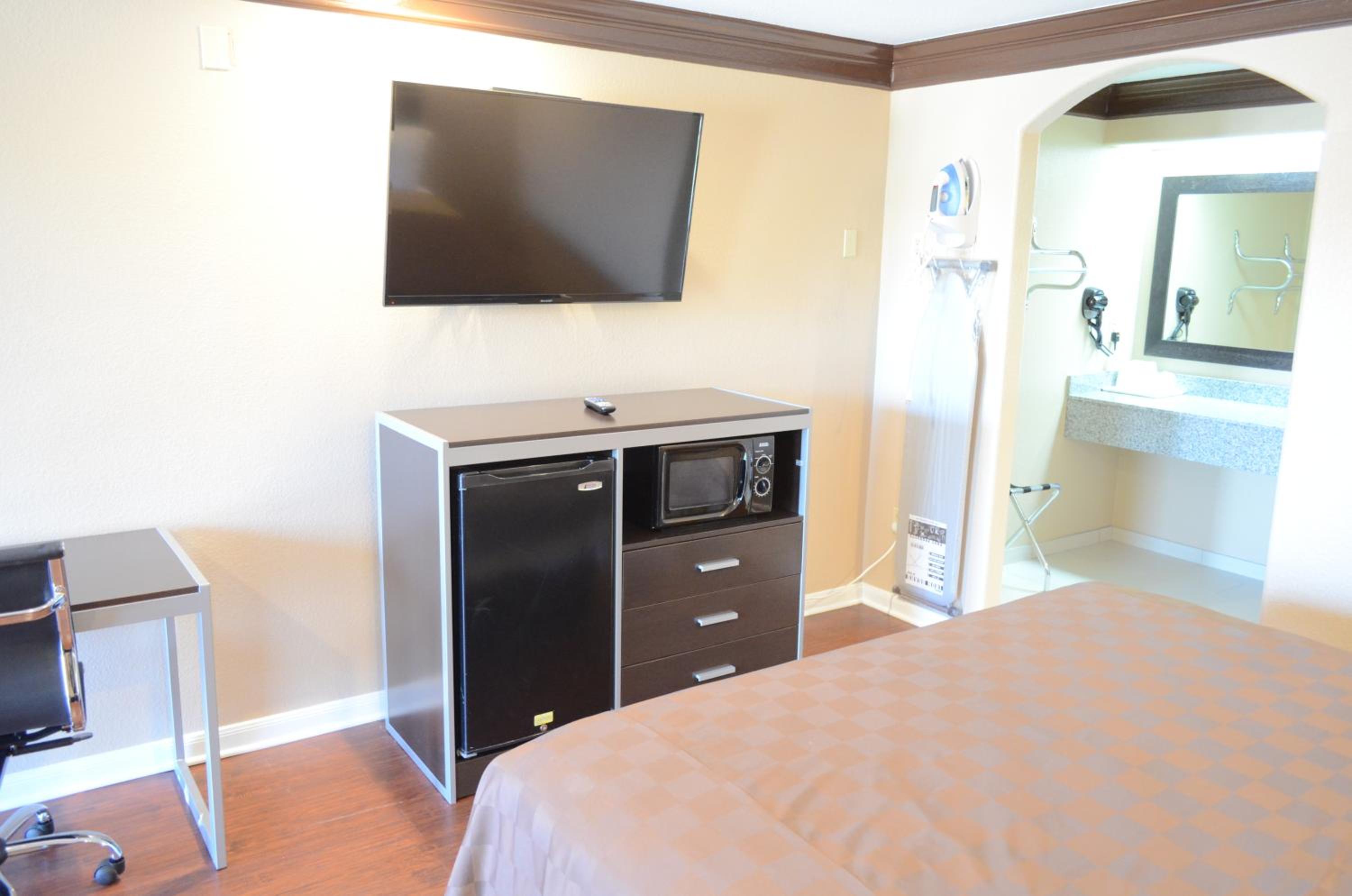 Regency Inn Humble IAH - Intercontinental - Property Image 22