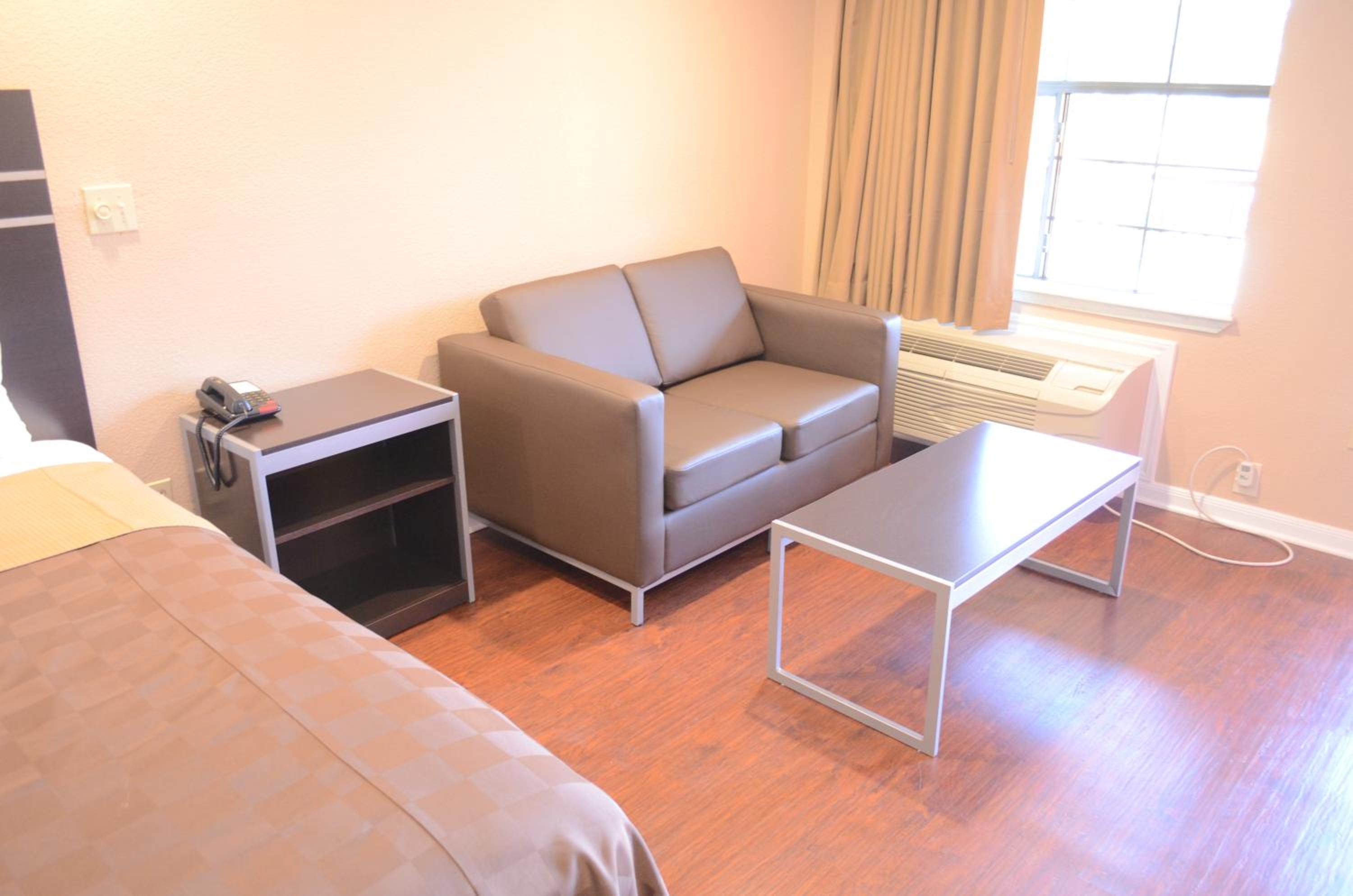 Regency Inn Humble IAH - Intercontinental - Property Image 37