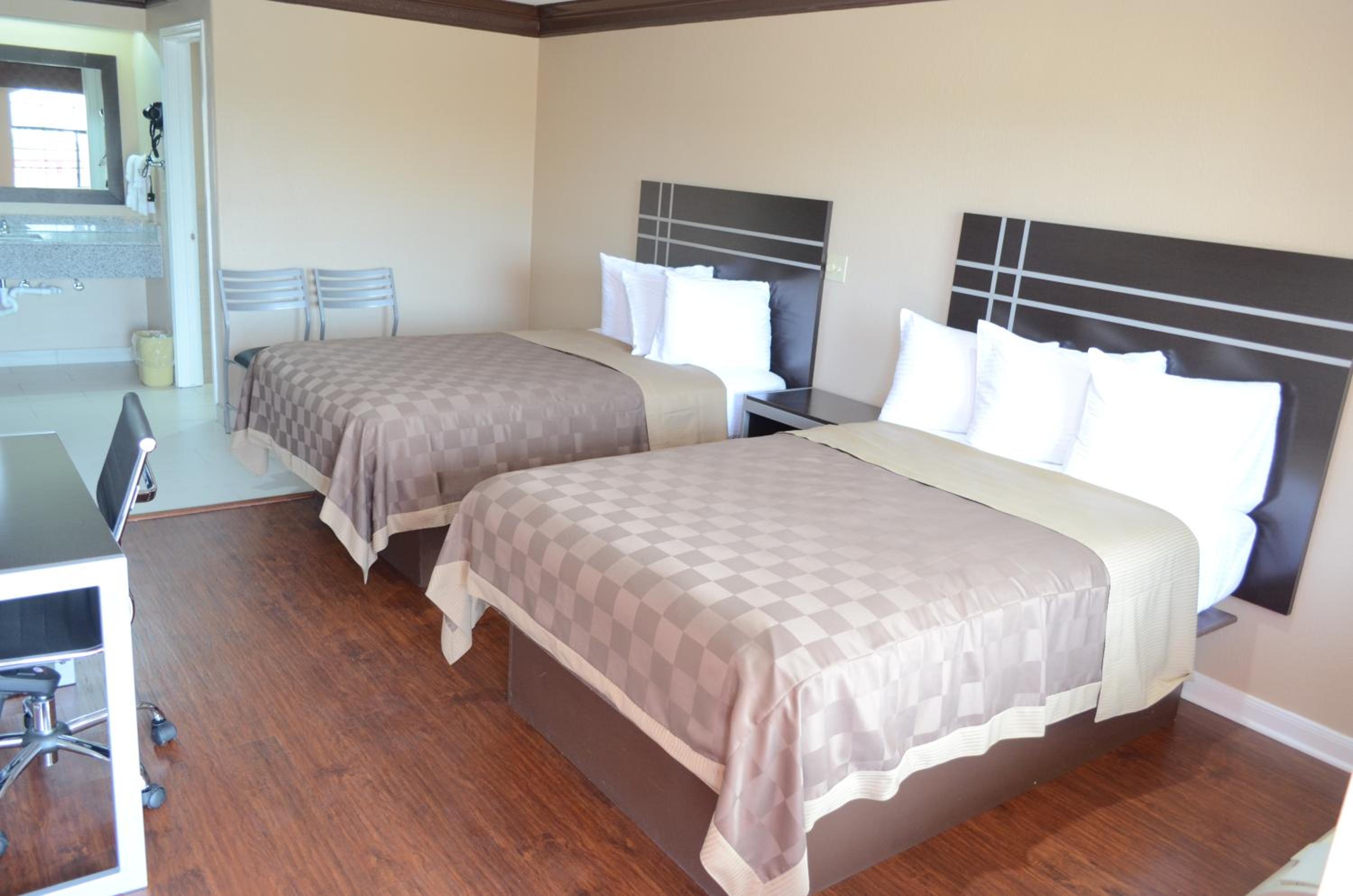 Regency Inn Humble IAH - Intercontinental - Property Image 3