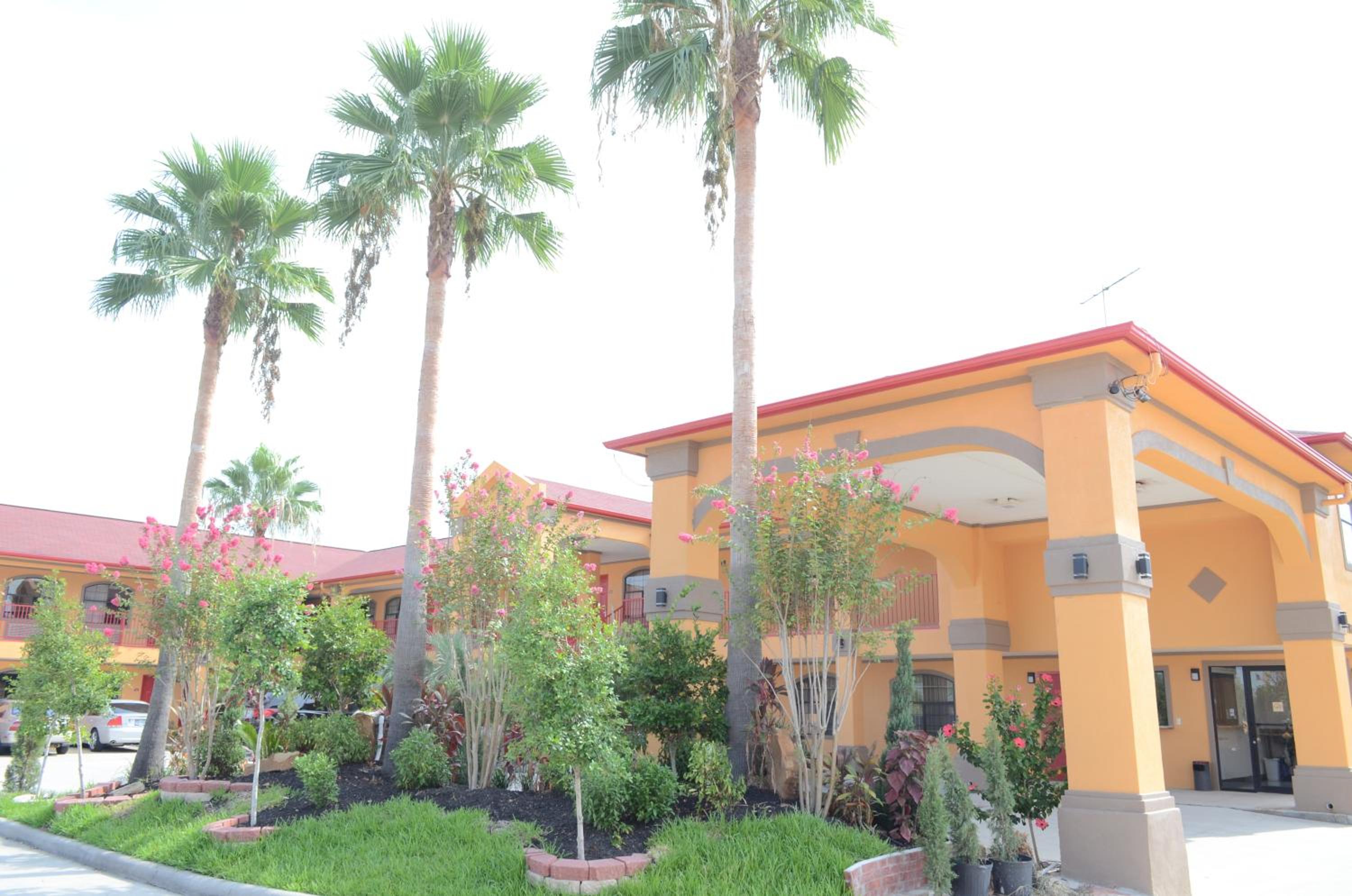 Regency Inn Humble IAH - Intercontinental - Property Image 5