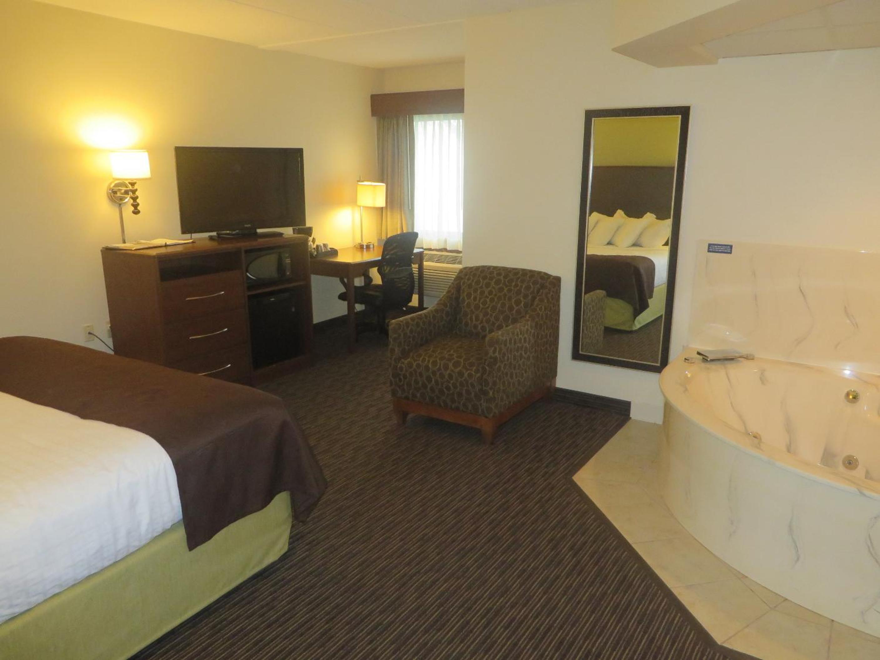 AmericInn by Wyndham Rice Lake