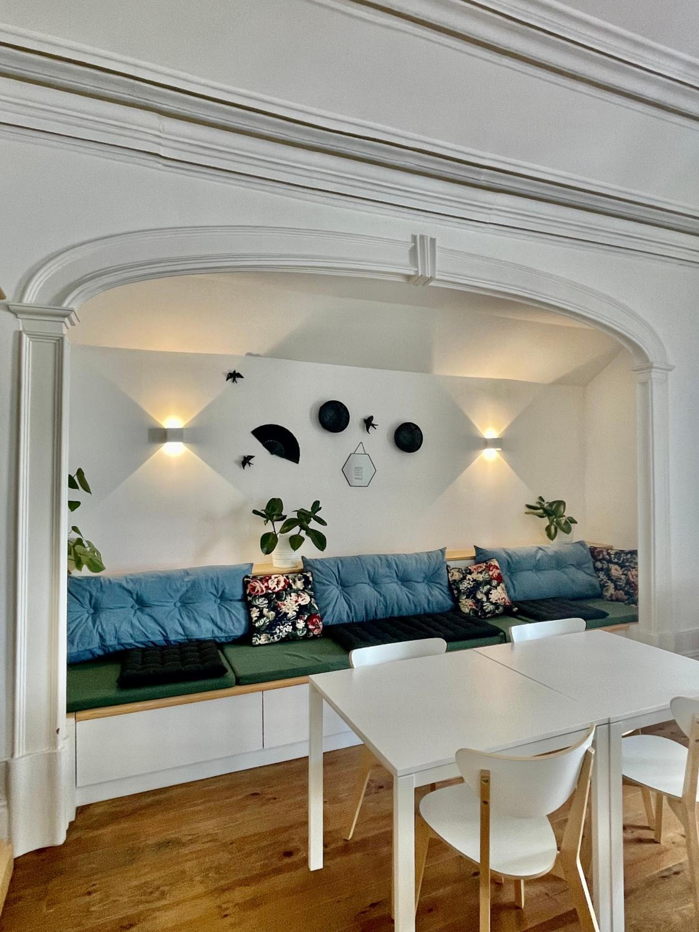 lounge