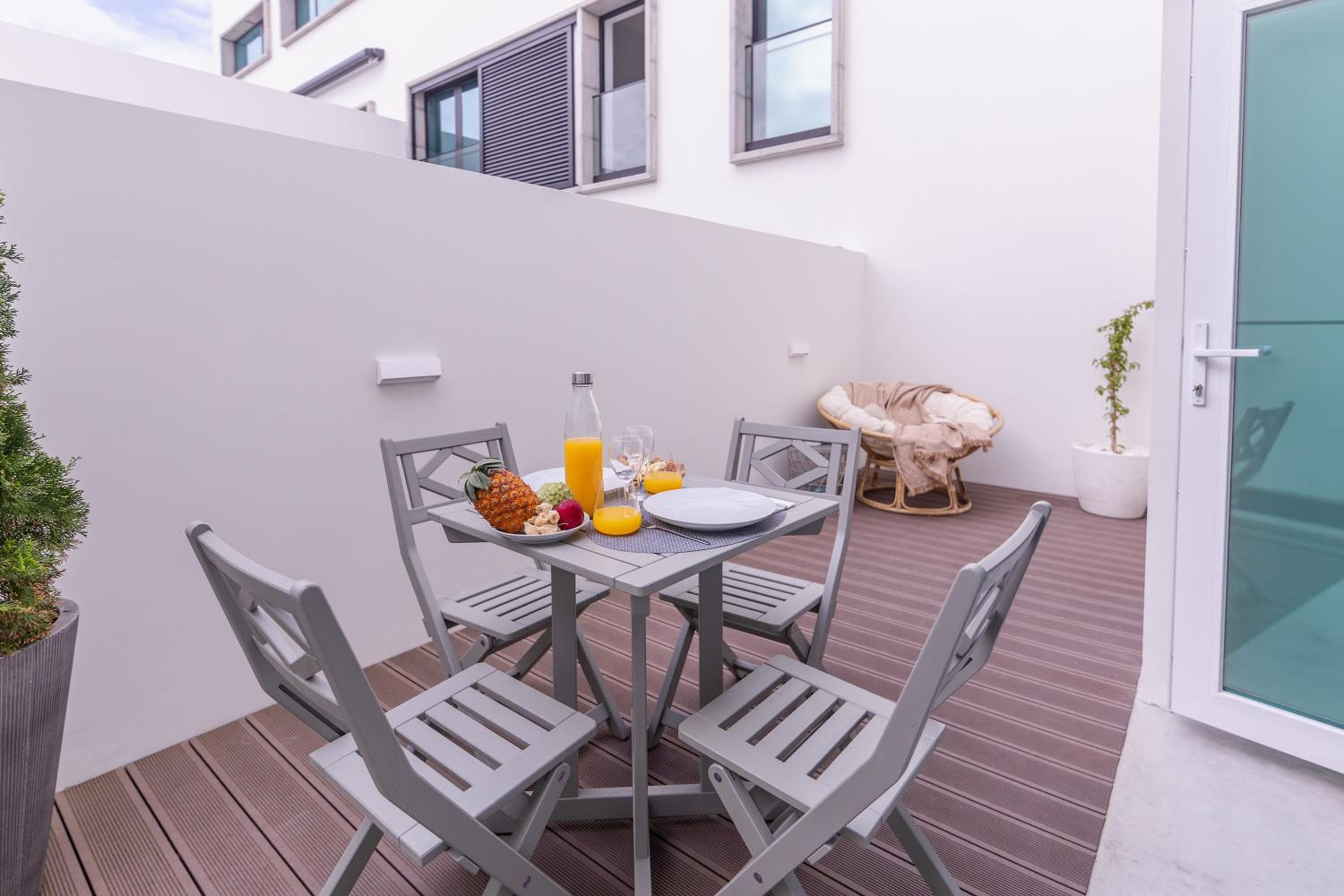 balance & terrace