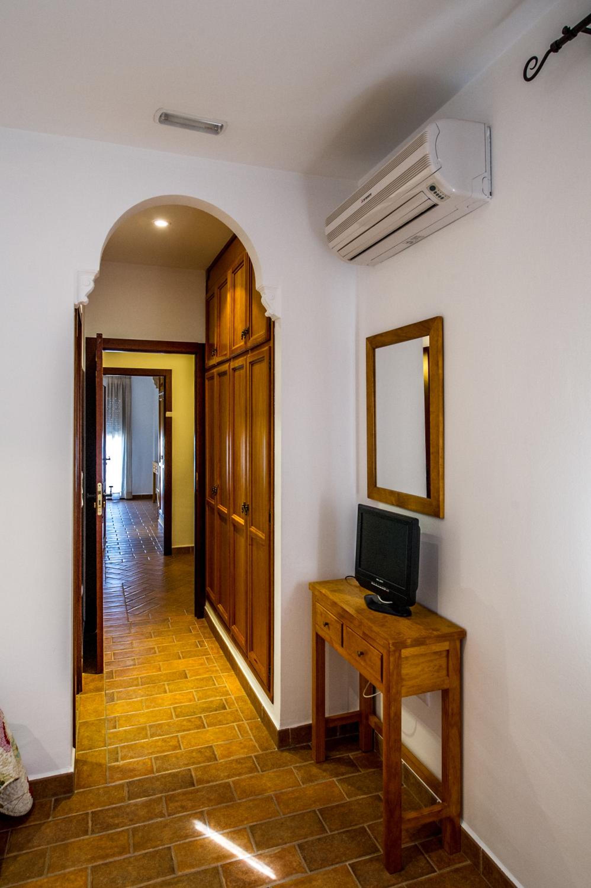 Apartamentos La Venta del Charco view 2