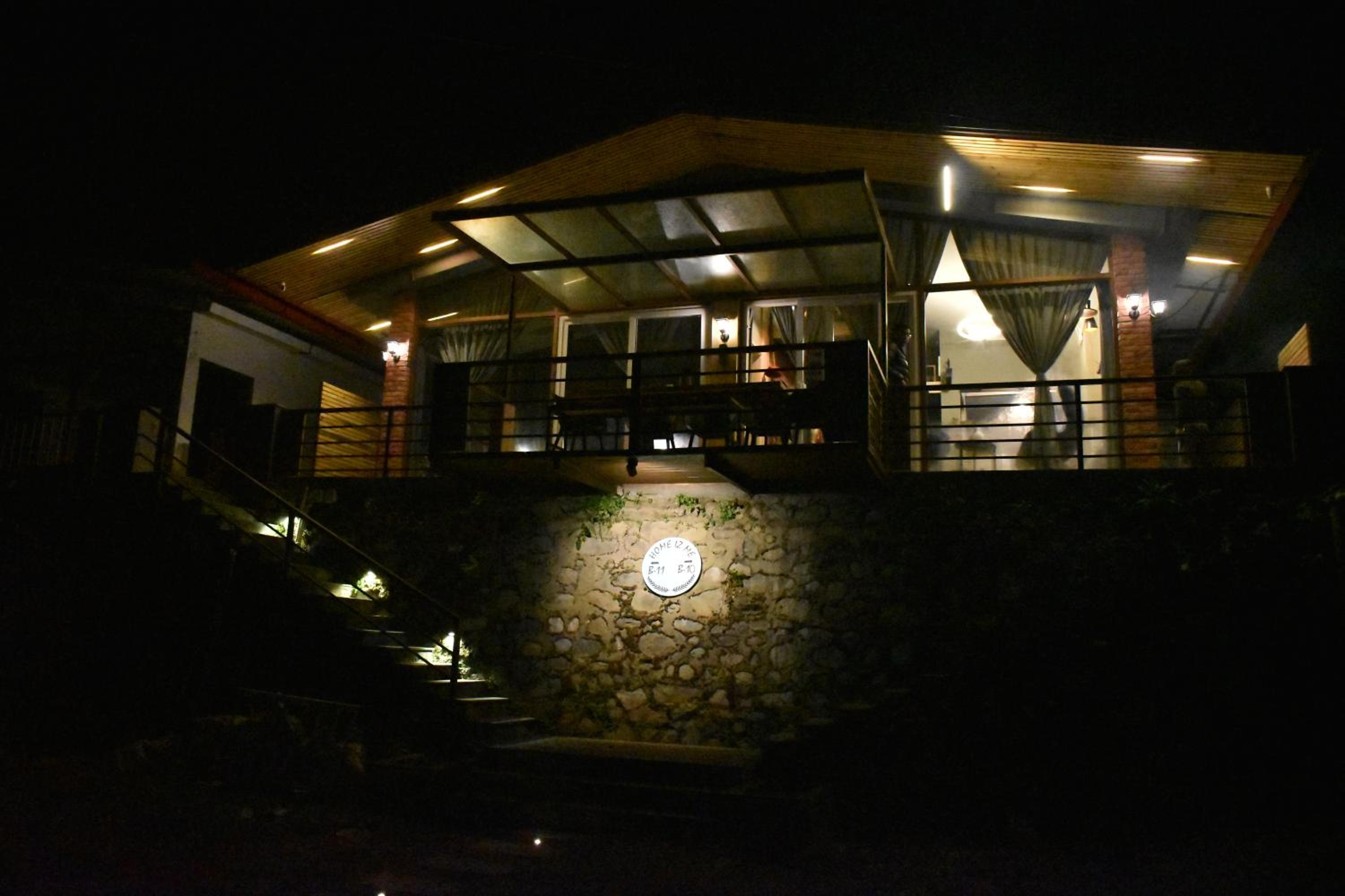 Dreamers Abode - Affordable Luxurious 2-Bedroom Cottage with Attic in Bhimtal view 5