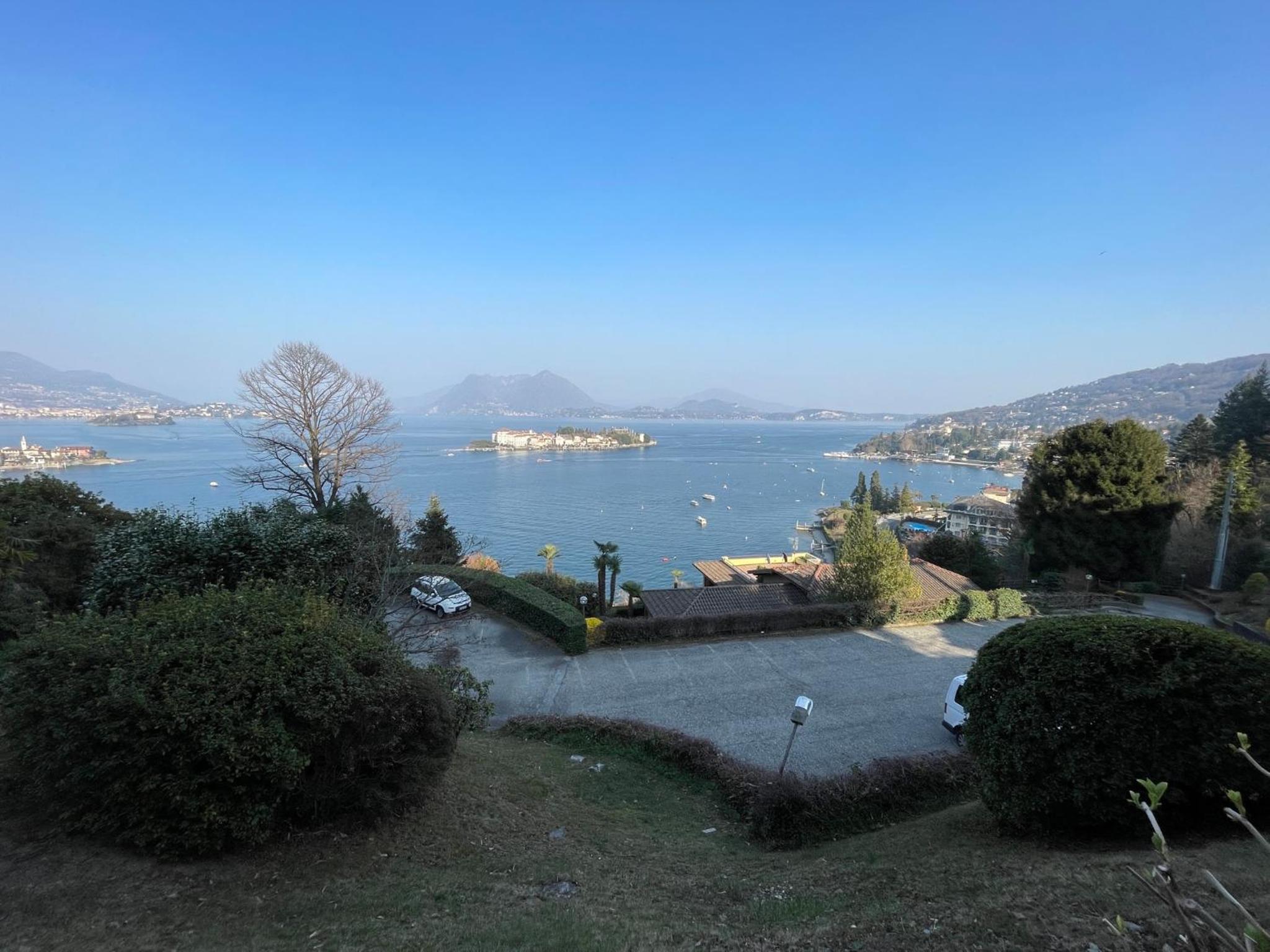 Appartamento vista Lago, giardino spiaggia a Stresa vista Isole Borromee e Golfo Borromeo - STRESAFLAT