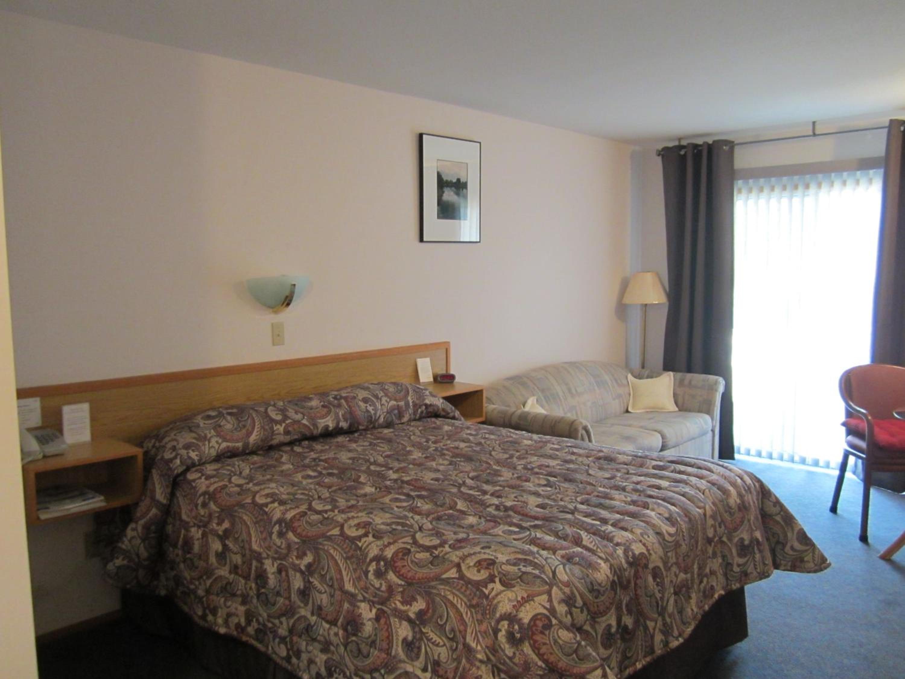 Super 8 by Wyndham Clearwater BC
