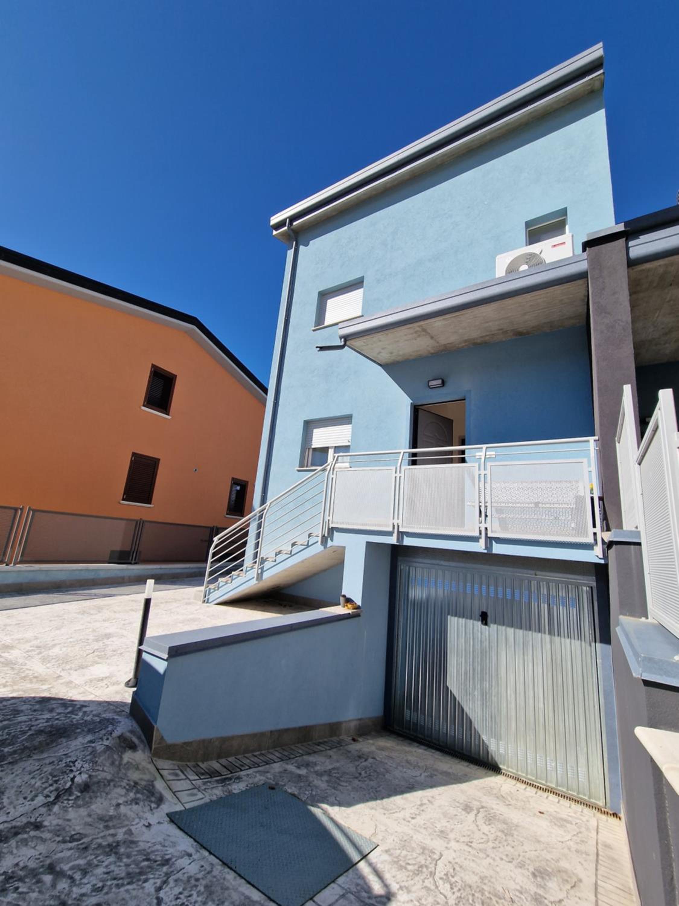 La casa azzurra view 2
