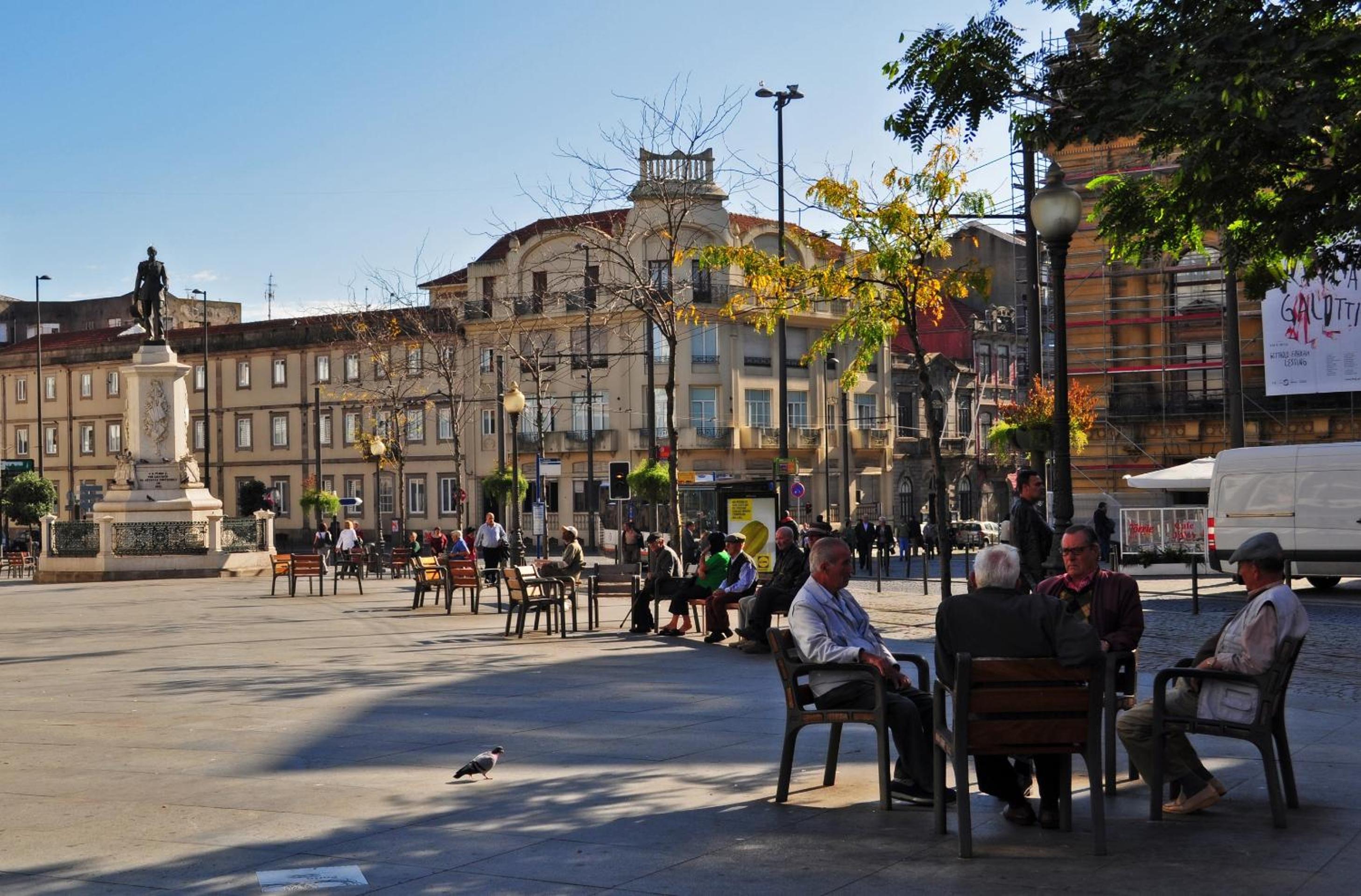 Feel Porto in Bolhão "Metro at your doorstep" view 5